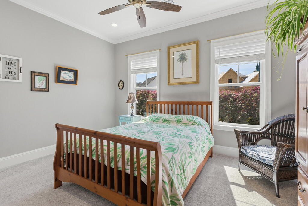 THE VINEYARDS - Residential