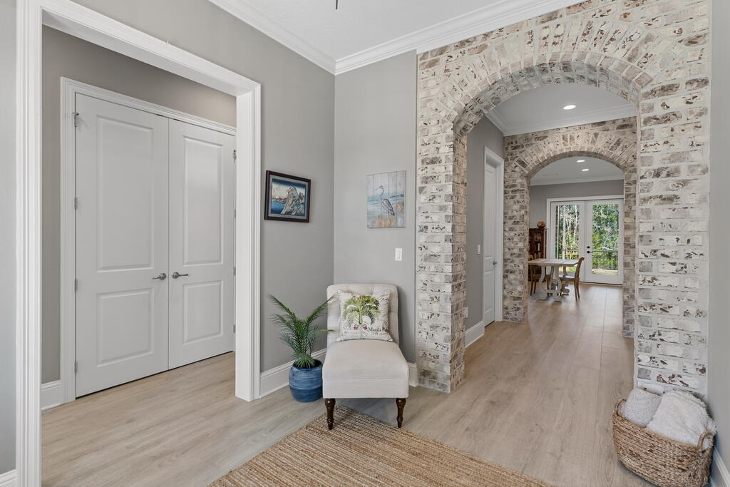 THE VINEYARDS - Residential