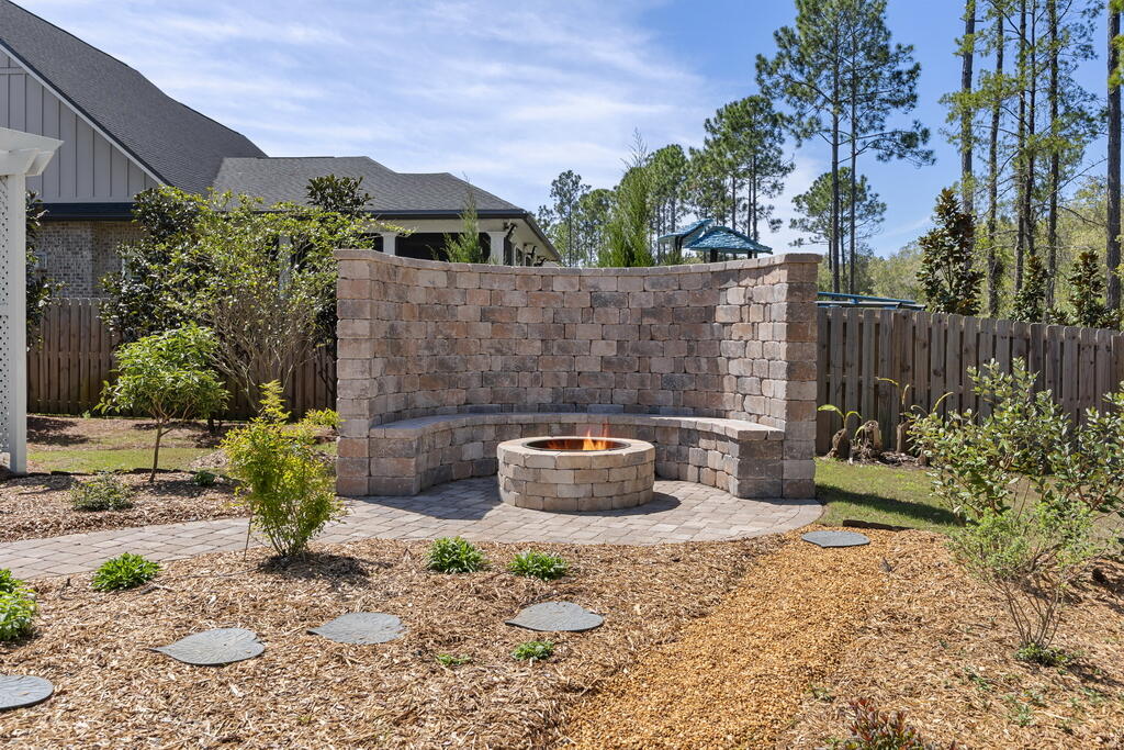 THE VINEYARDS - Residential