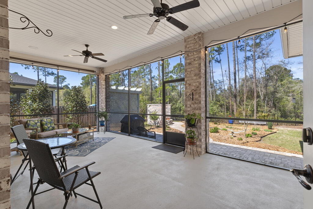 THE VINEYARDS - Residential