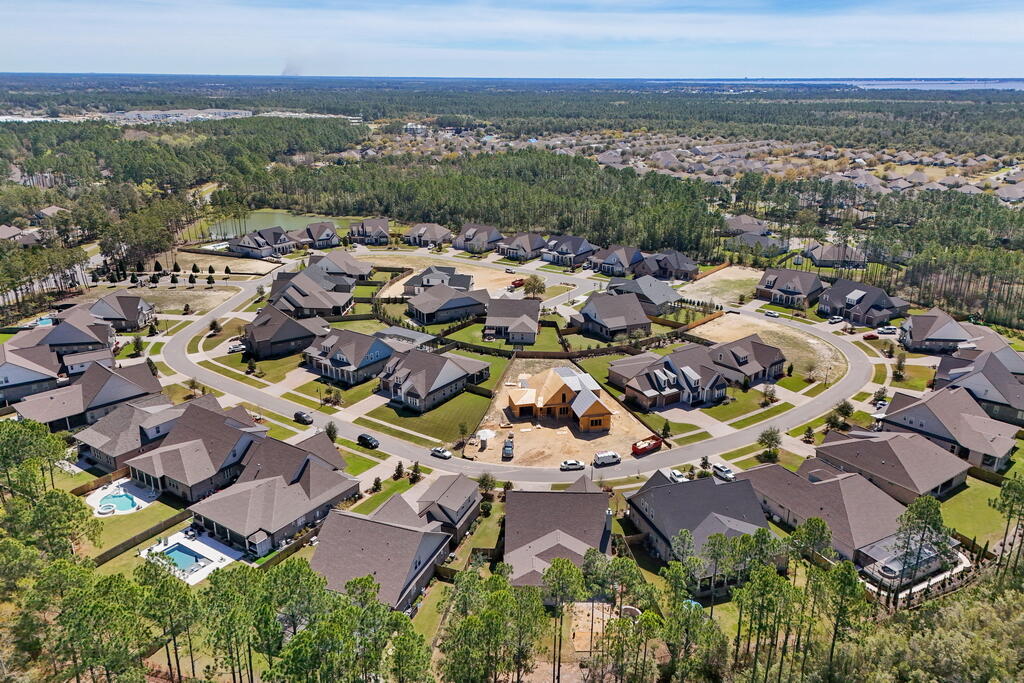 THE VINEYARDS - Residential