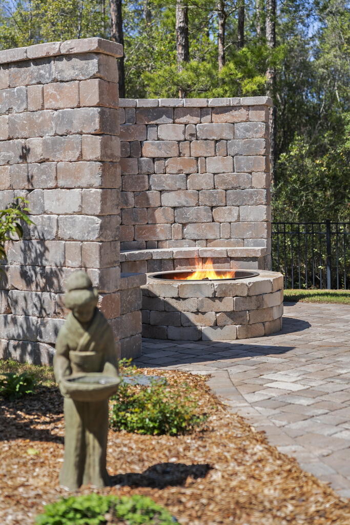 THE VINEYARDS - Residential