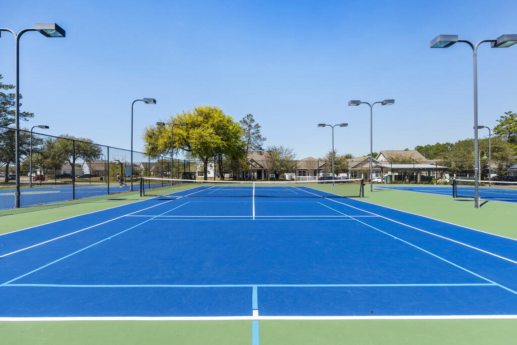 THE VINEYARDS - Residential