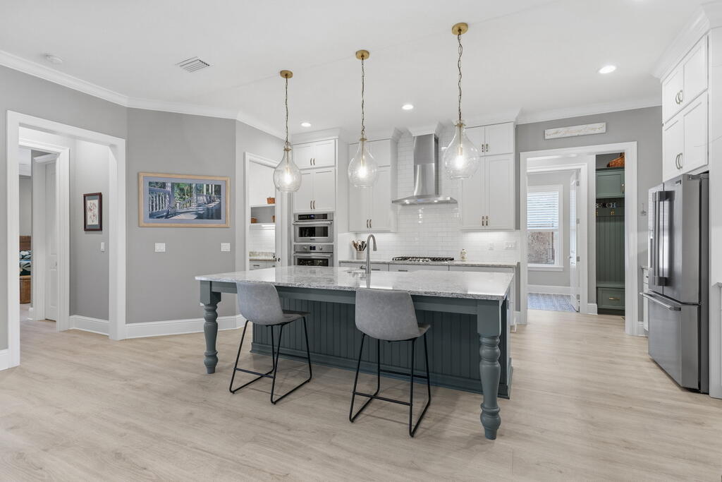 THE VINEYARDS - Residential