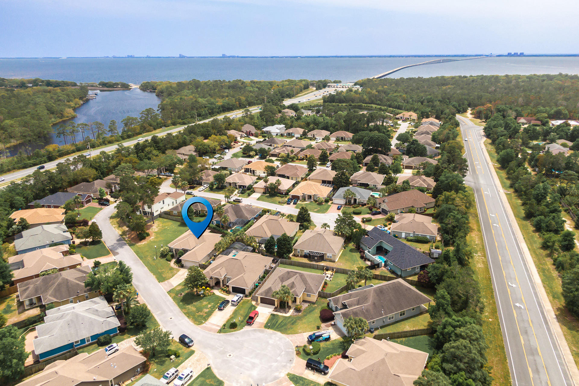 CHARDONNAY ESTATES - Residential