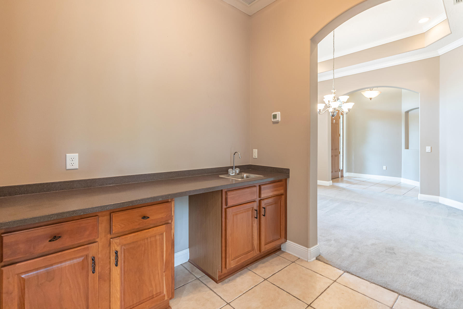 CHARDONNAY ESTATES - Residential