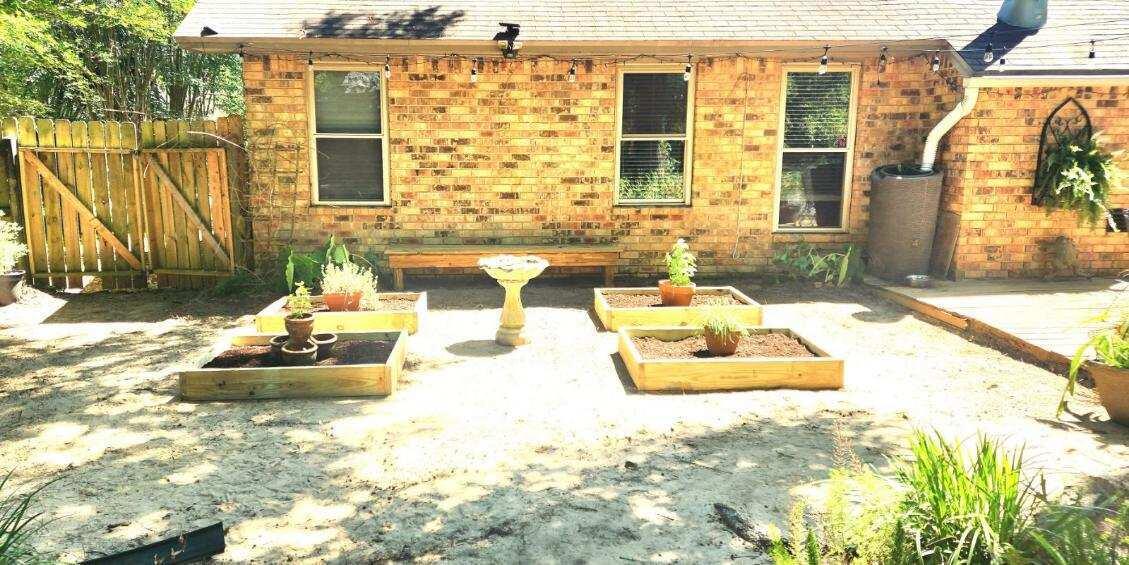 RIDGEFIELD - Residential