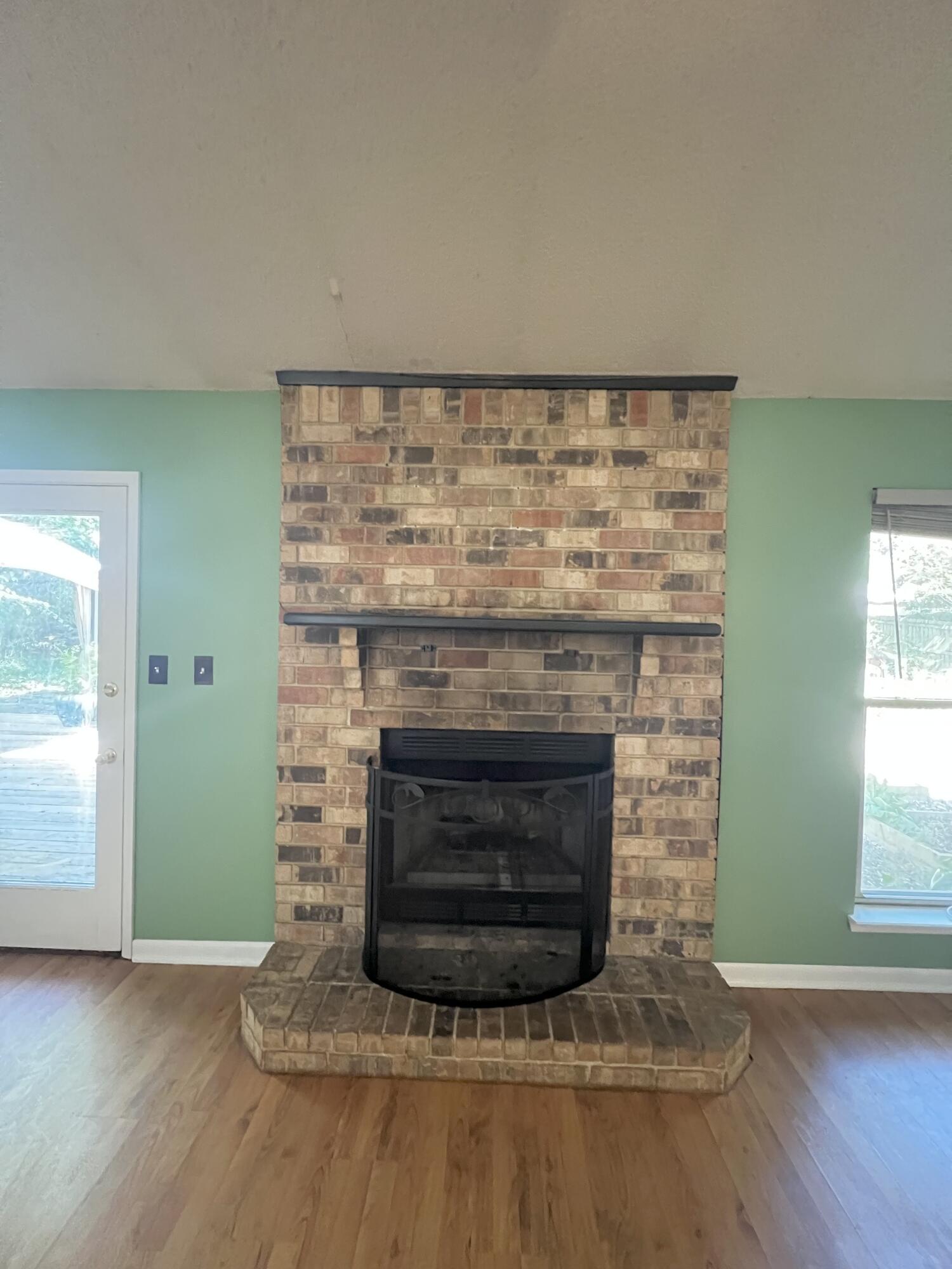 RIDGEFIELD - Residential