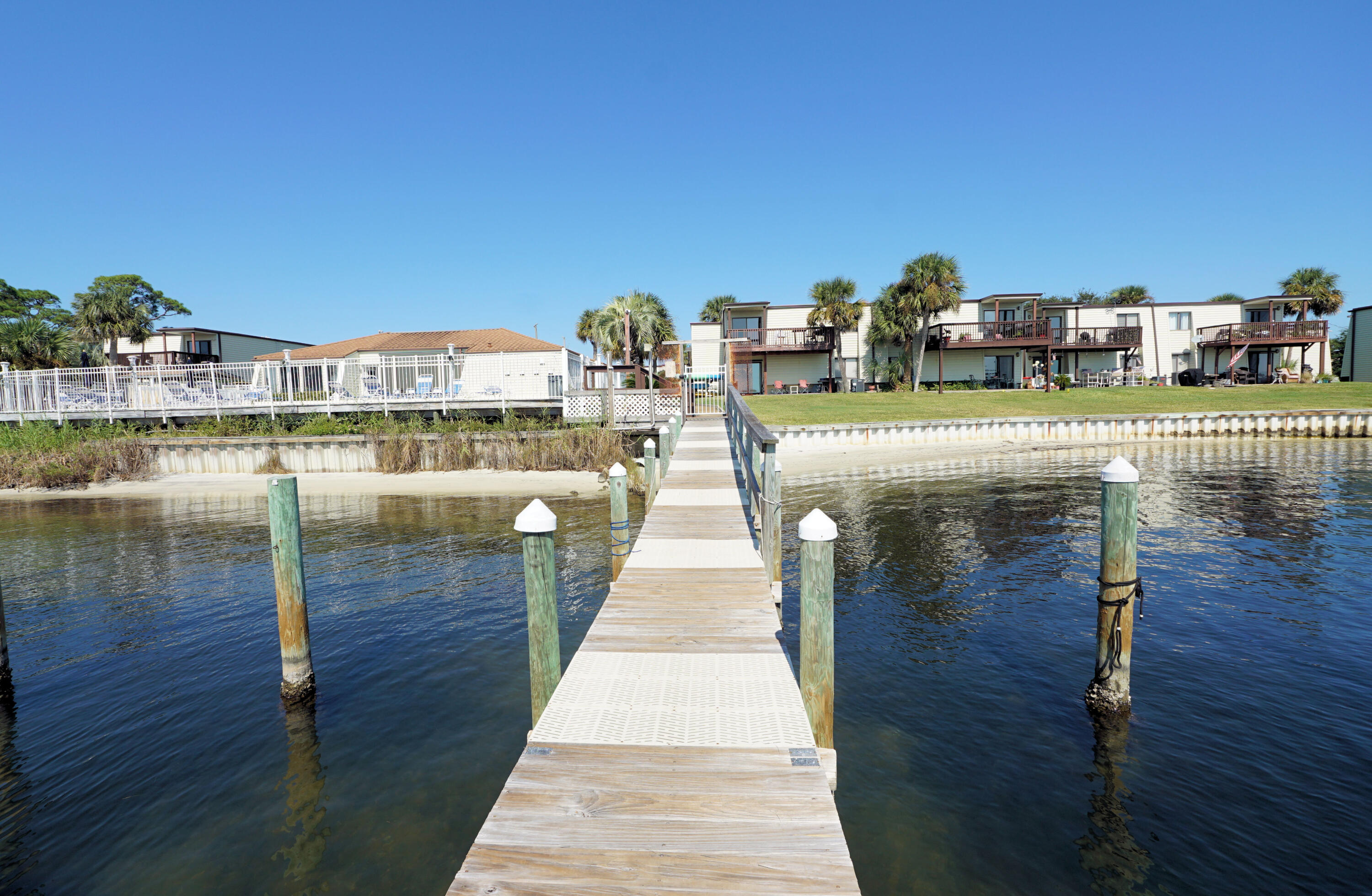 FOUNTAINHEAD CONDO - Residential Lease