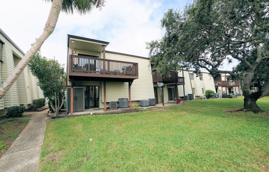 Enjoy Soundside living in this ground-floor condo located in the desirable Fountainhead complex. This one-bedroom, one-bath unit features a comfortable living area that opens directly to a lush green space with beautiful views of the Sound.Community amenities include a waterfront pool, clubhouse, tennis court, kayak/paddleboard racks, and a dock. Dock slips are available through the HOA for an additional fee when space permits. On-site parking is included.Conveniently located near local beaches, military bases, and shopping.No pets and no smoking permitted.Applications are online at NicevilleRentals.com.