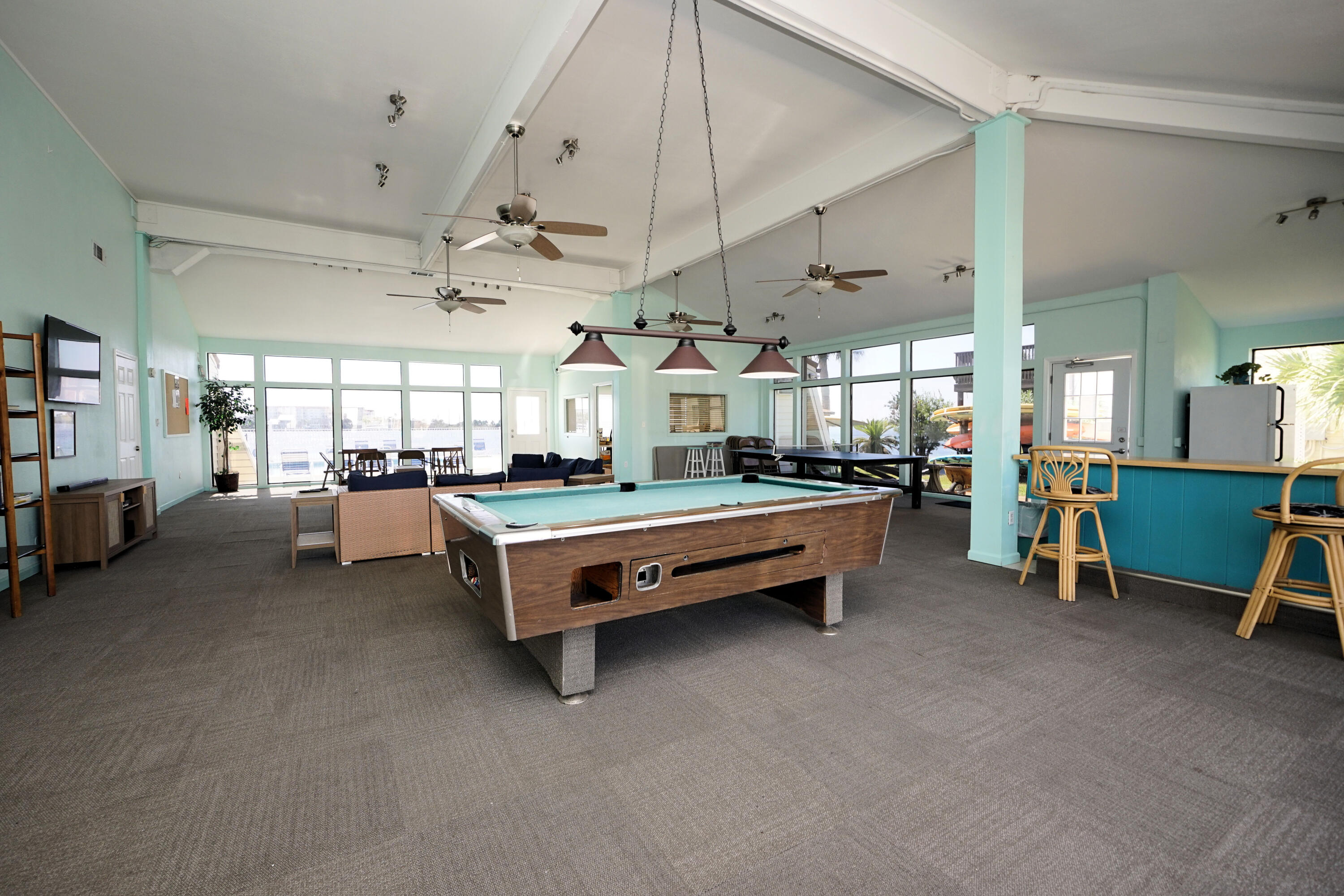 FOUNTAINHEAD CONDO - Residential Lease