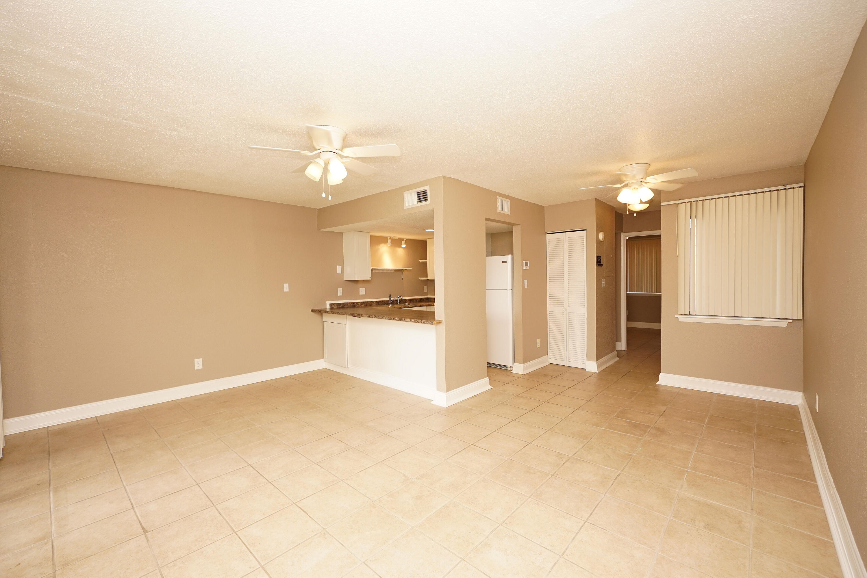FOUNTAINHEAD CONDO - Residential Lease