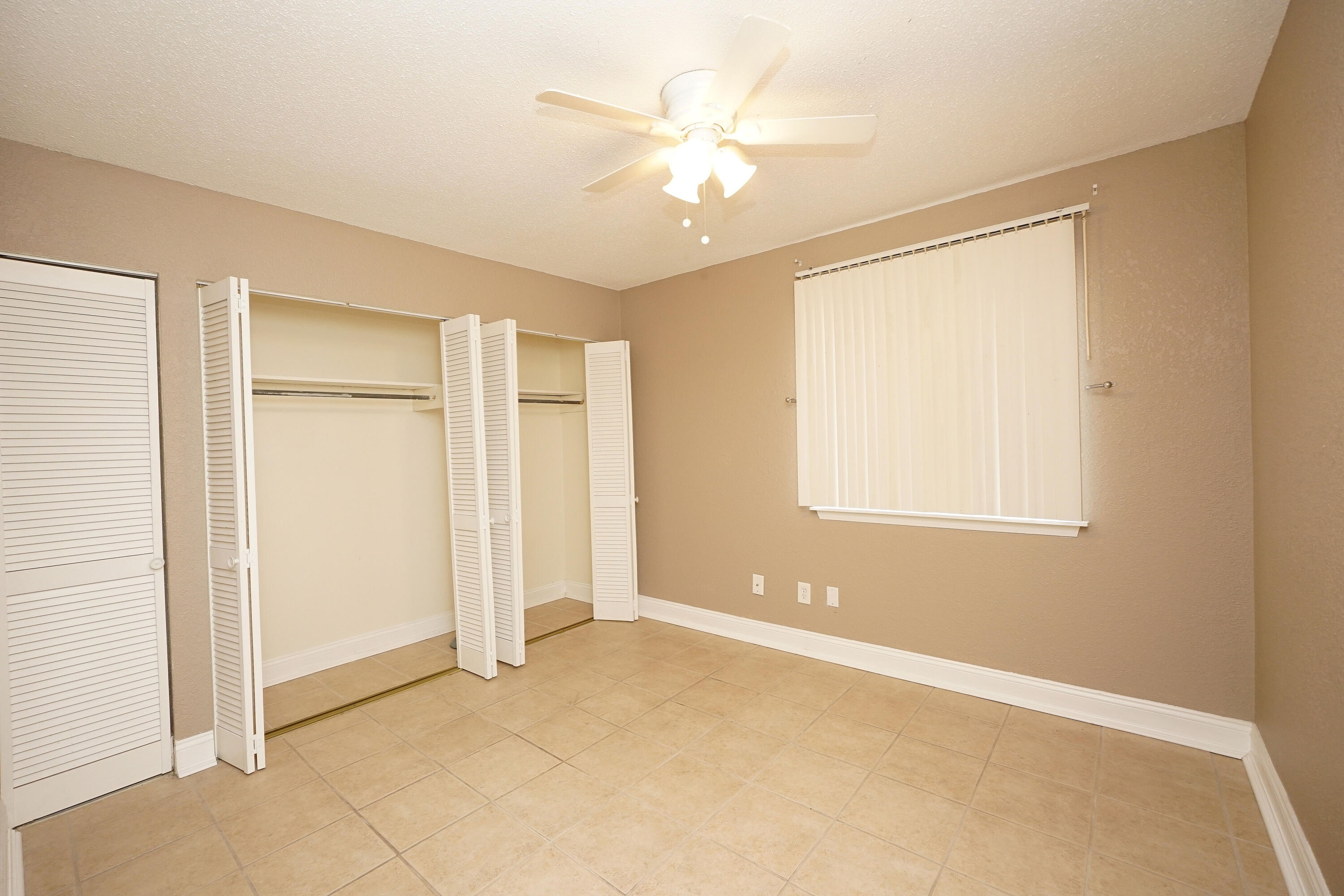 FOUNTAINHEAD CONDO - Residential Lease