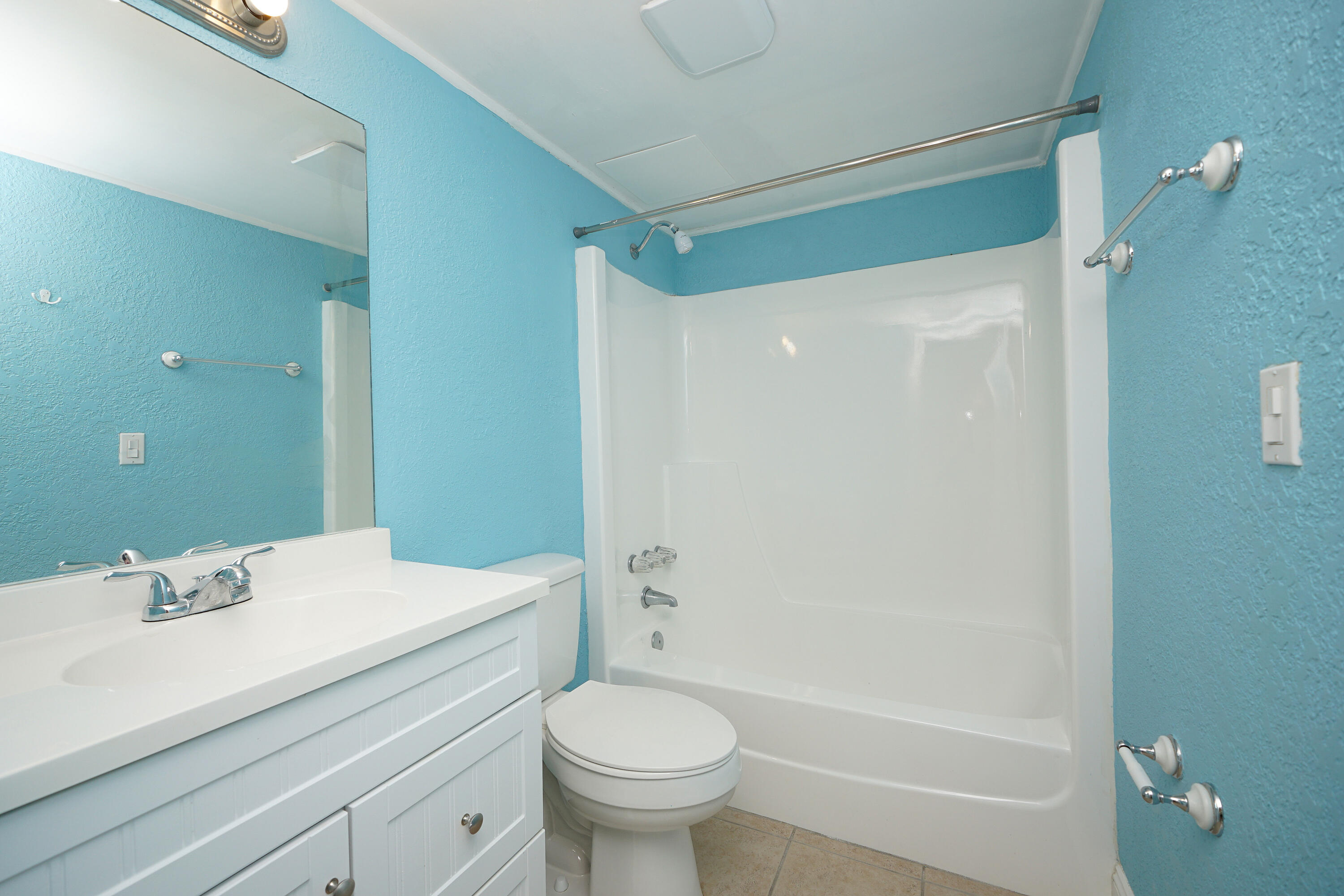 FOUNTAINHEAD CONDO - Residential Lease