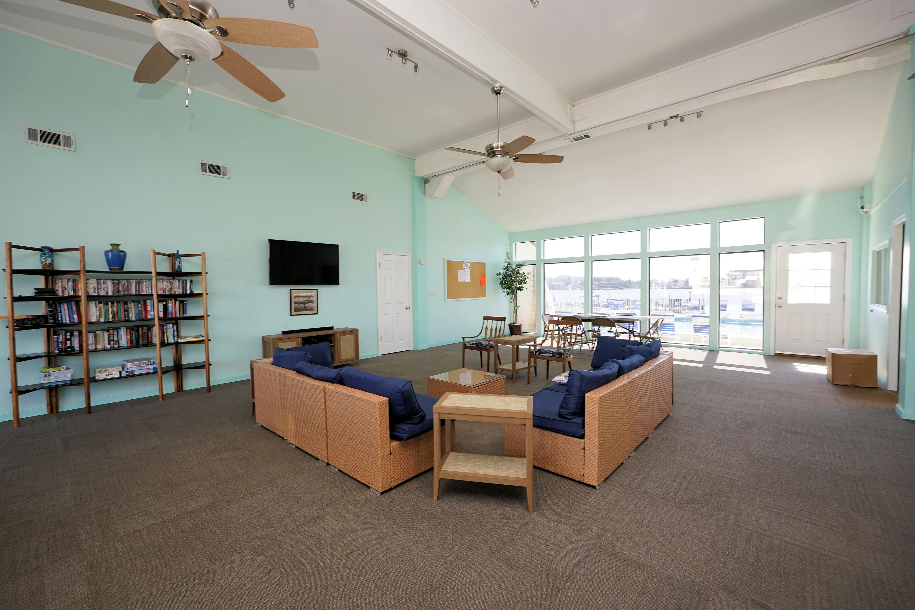 FOUNTAINHEAD CONDO - Residential Lease
