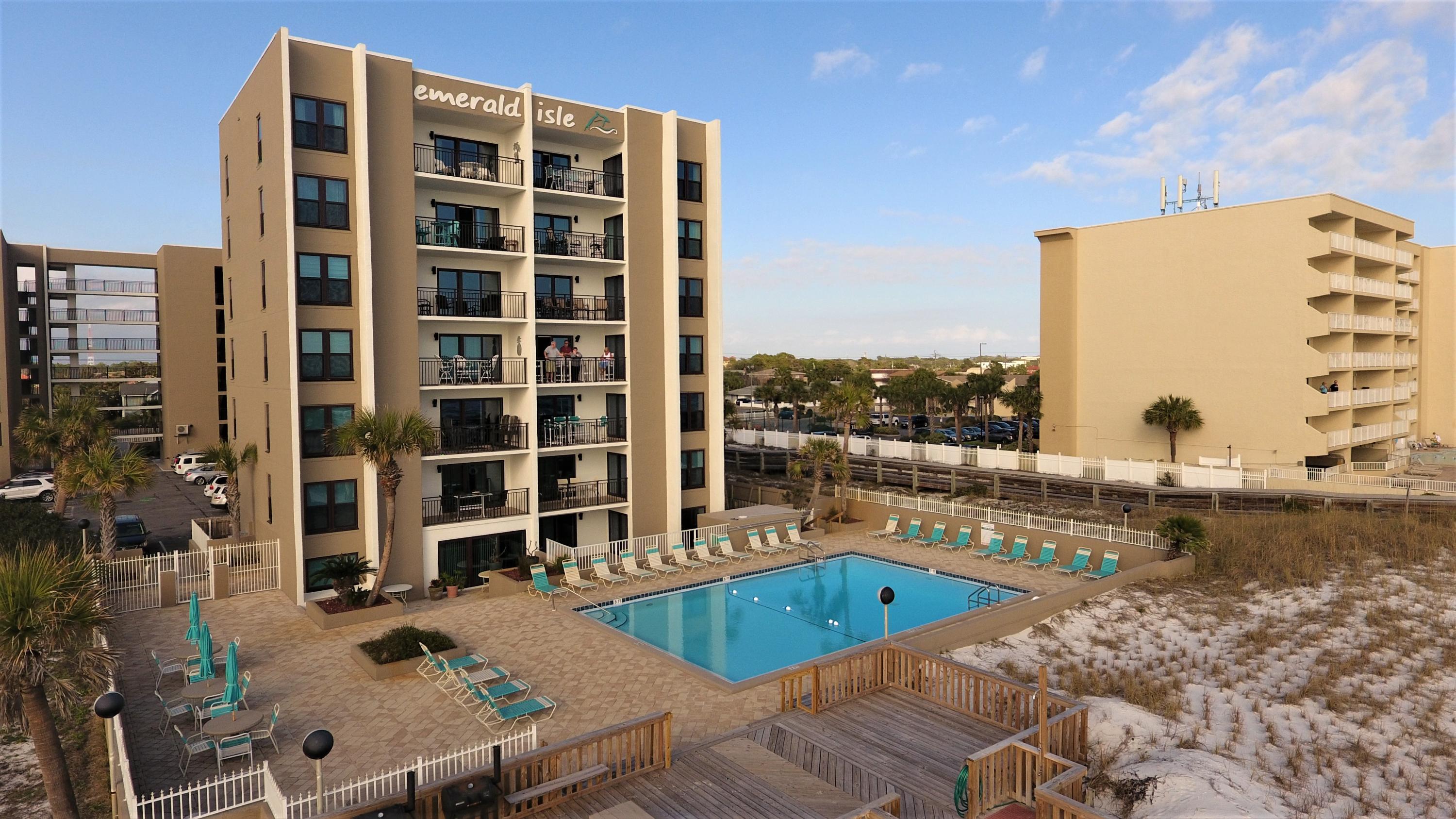 EMERALD ISLE - Residential