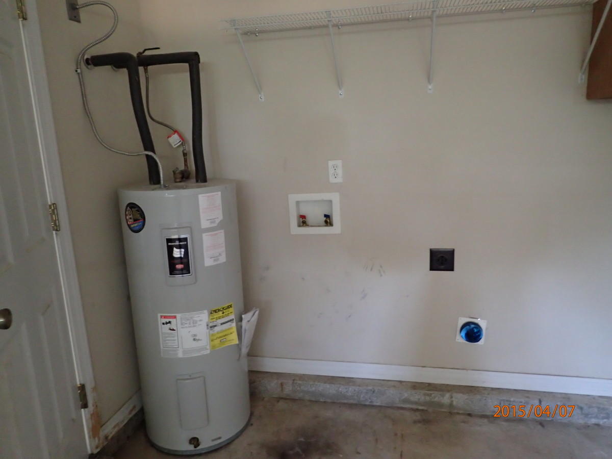 OAKWOOD HILLS UNIT 3 - Residential