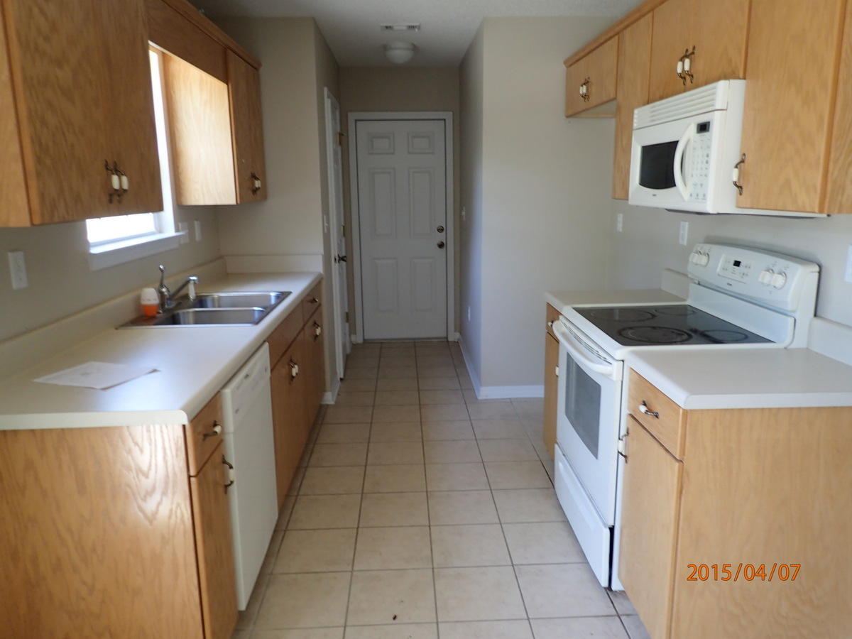 OAKWOOD HILLS UNIT 3 - Residential