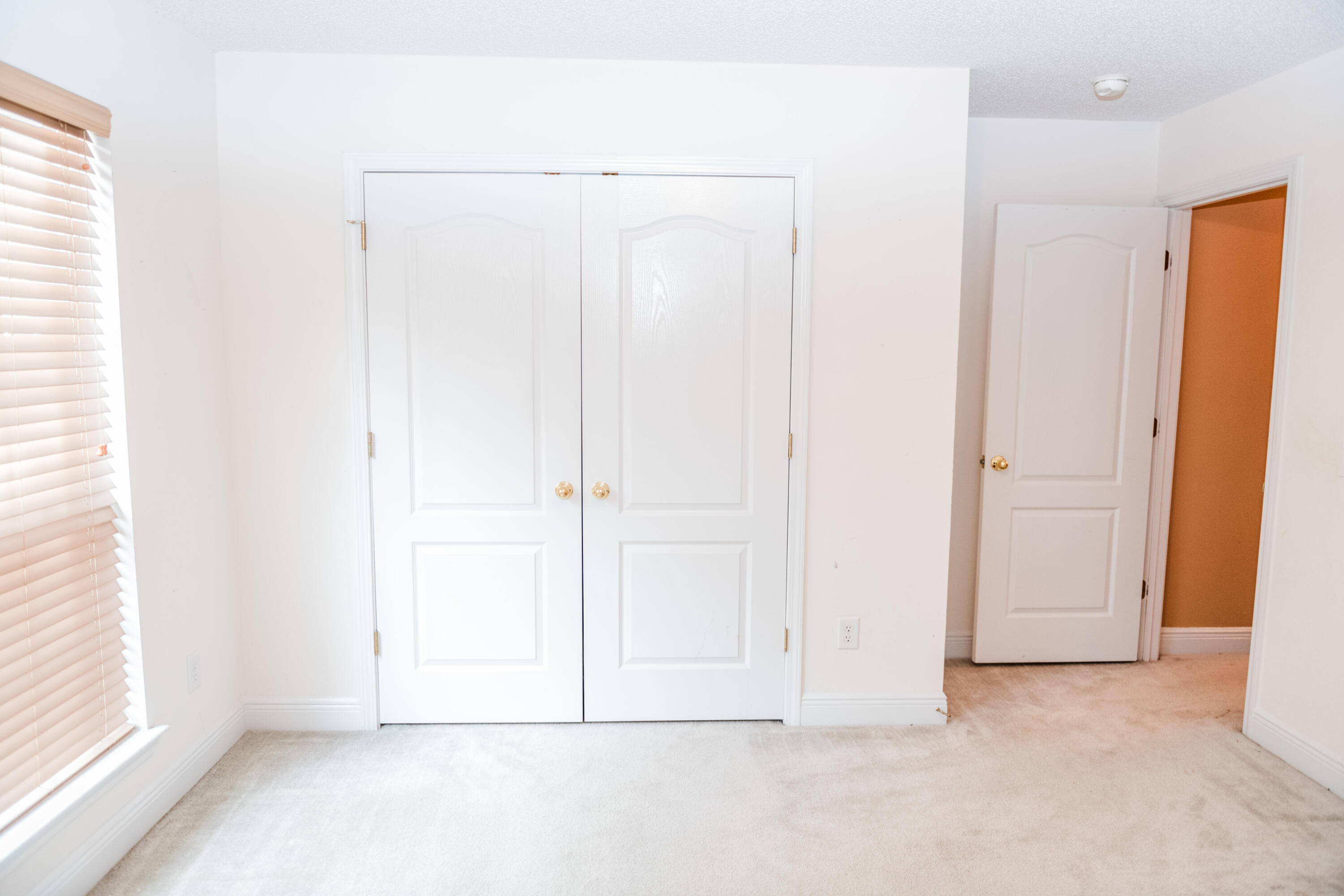 FOX VALLEY PH I - Residential Lease