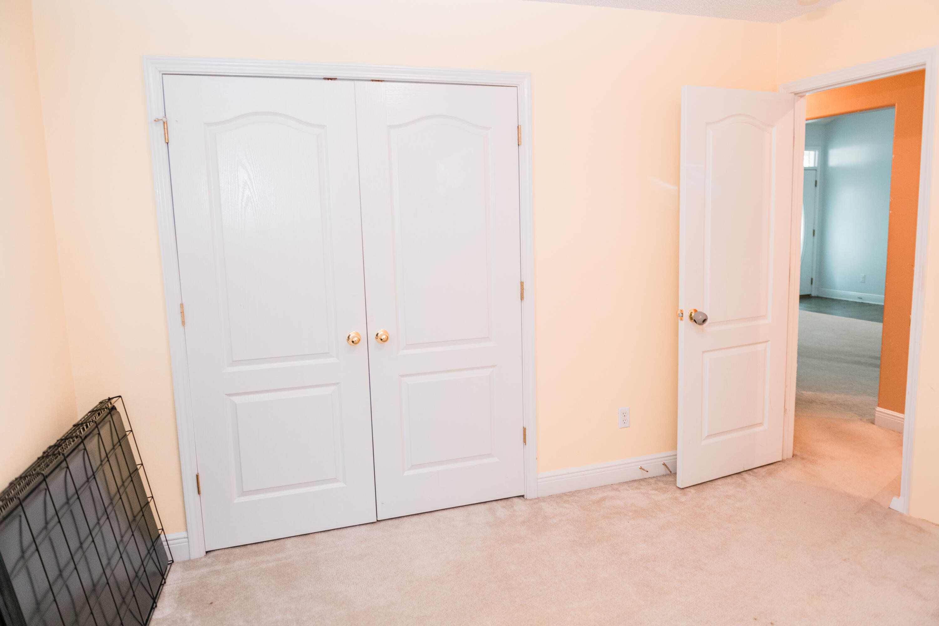FOX VALLEY PH I - Residential Lease