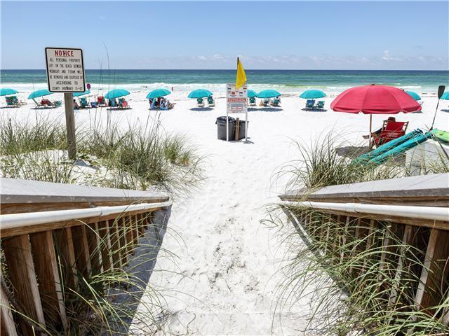 ISLAND ECHO CONDO - Residential