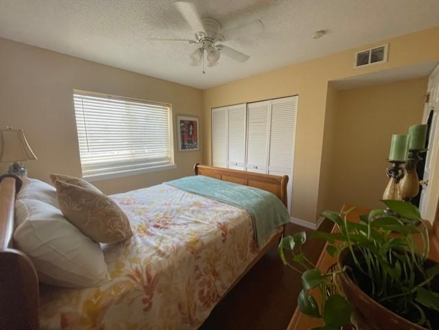 FINISTERRA CONDO - Residential