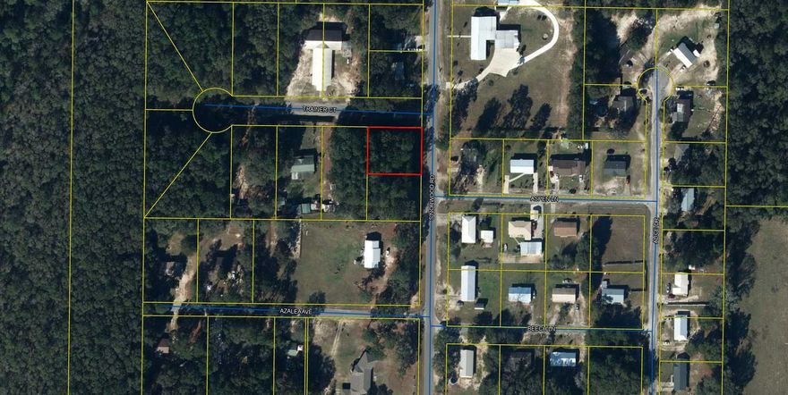 Nice, wooded lot close to Downtown DeFuniak Springs and the Historic District. Perfect for your new house or manufactured home. Only 35 minutes to the beaches of South Walton. All measurements should be verified by buyer.