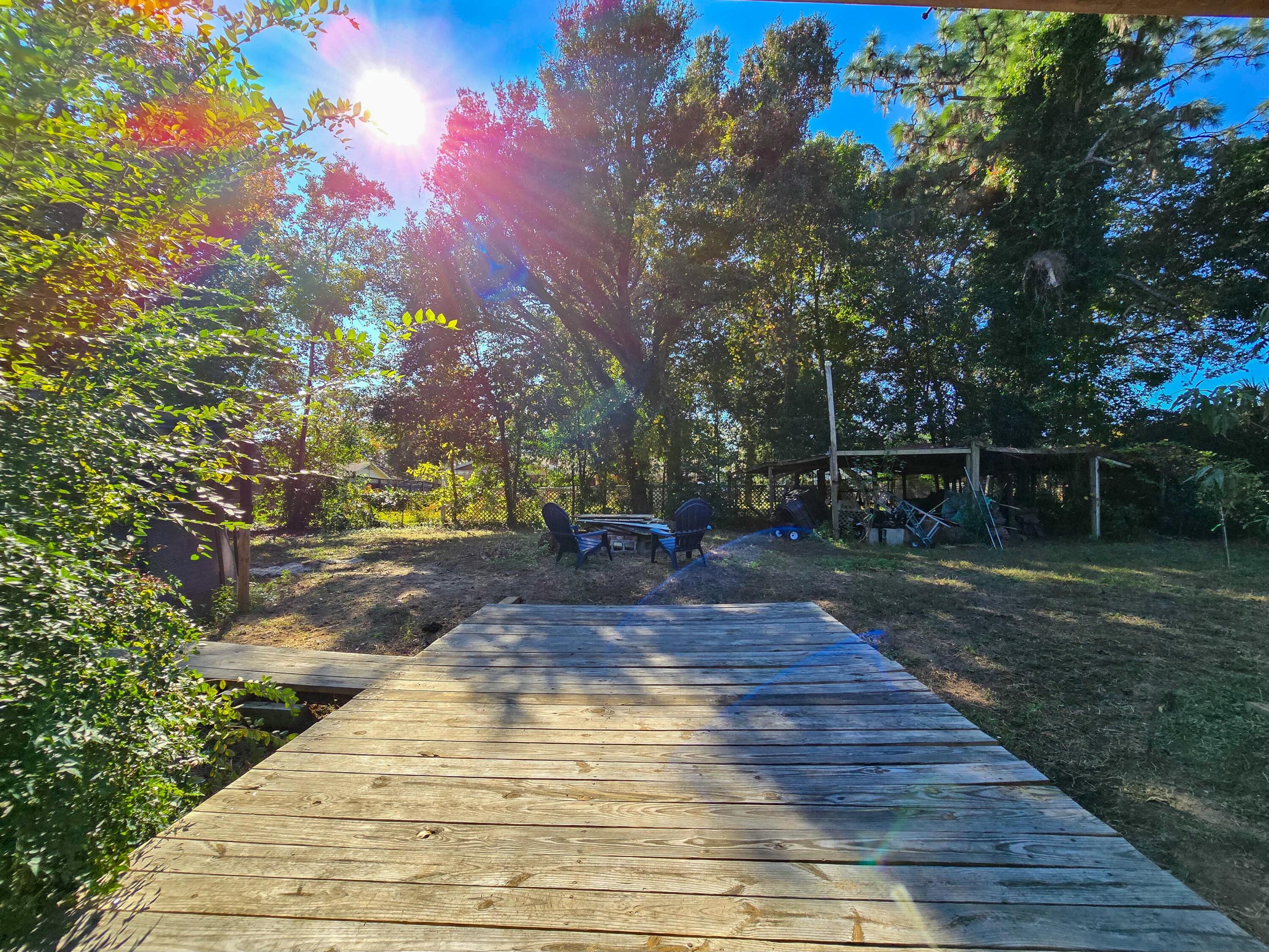 BAYOU POQUITO - Residential