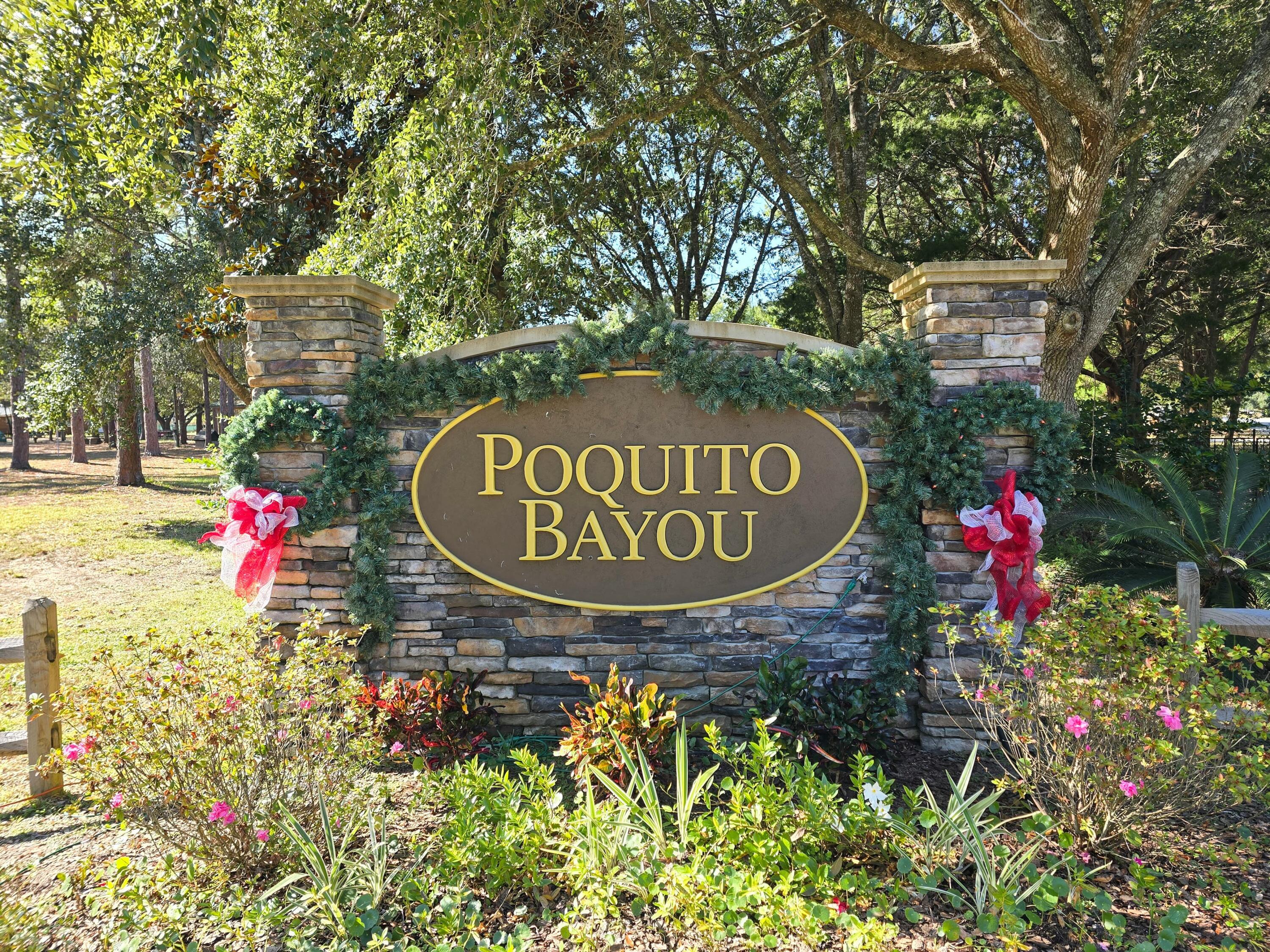 BAYOU POQUITO - Residential