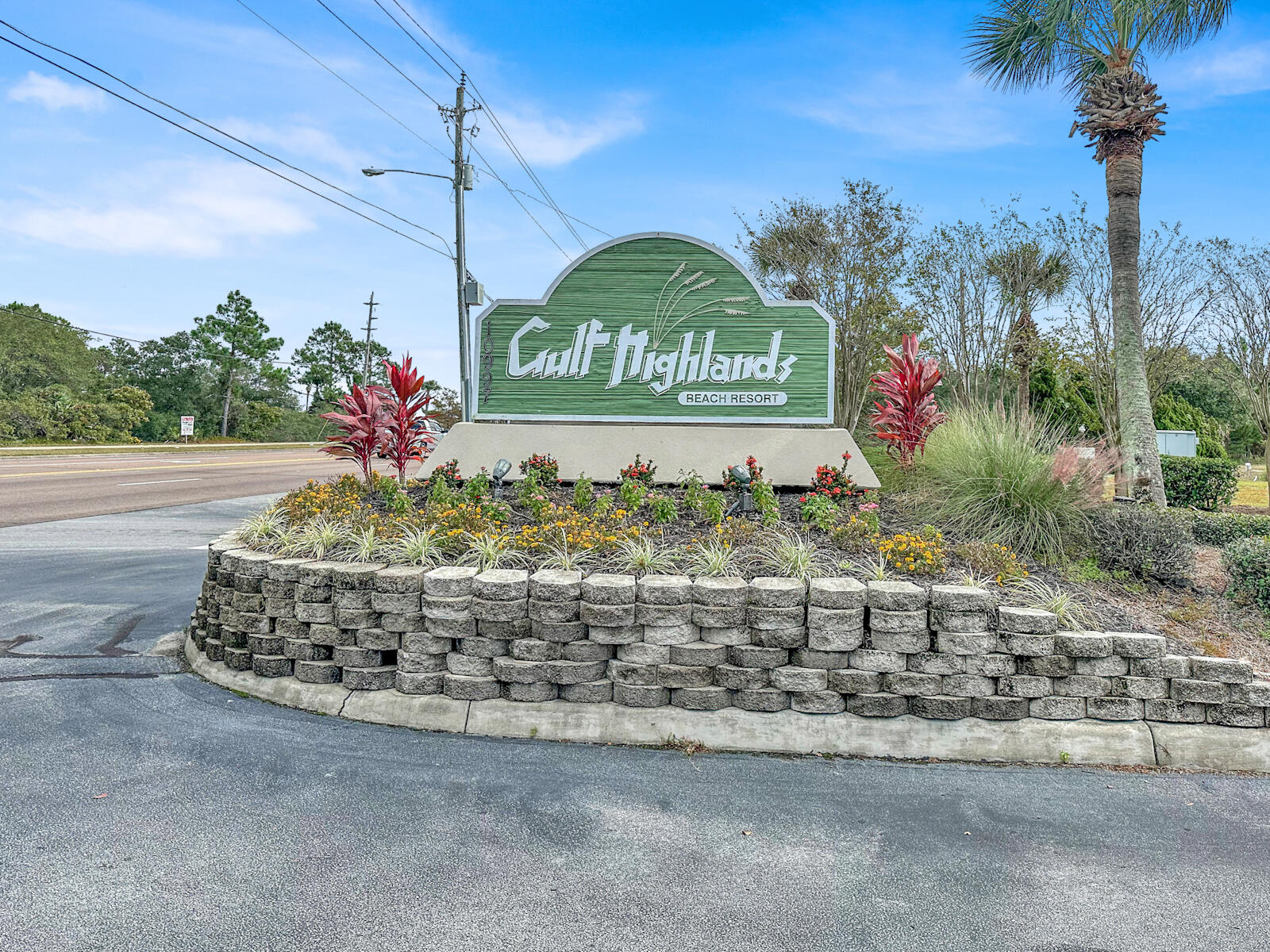 GULF HIGHLANDS - Residential