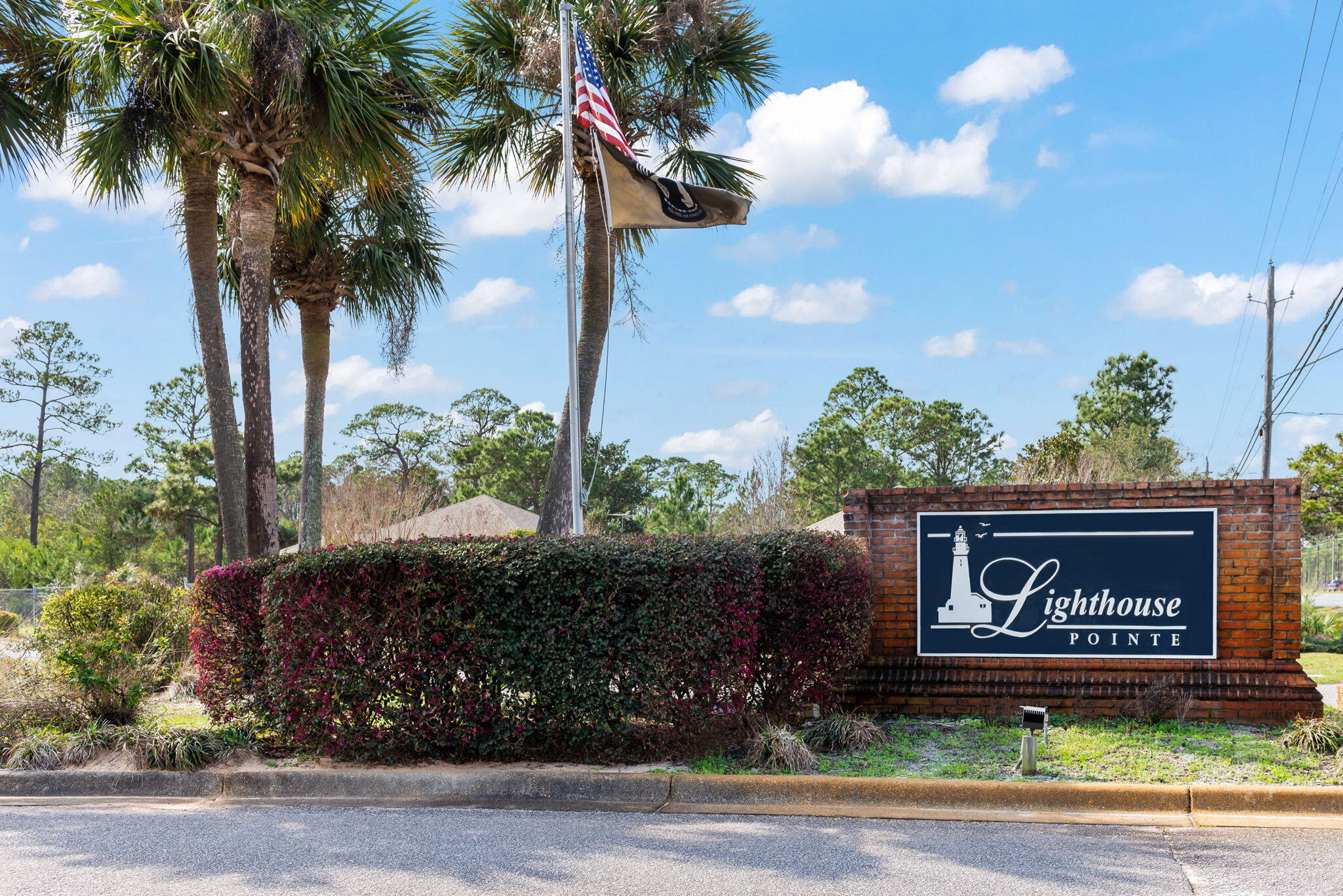 lighthouse Pointe - Residential