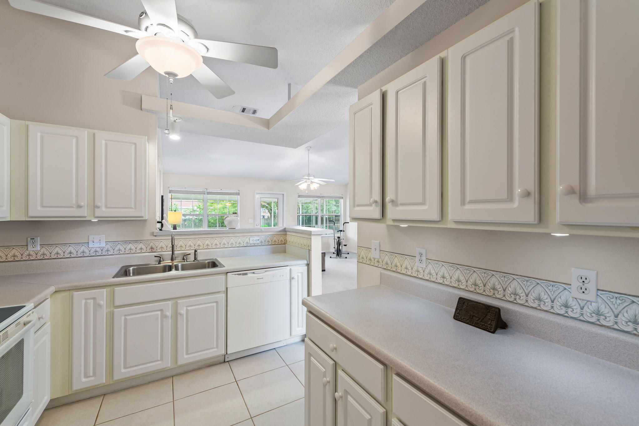 lighthouse Pointe - Residential