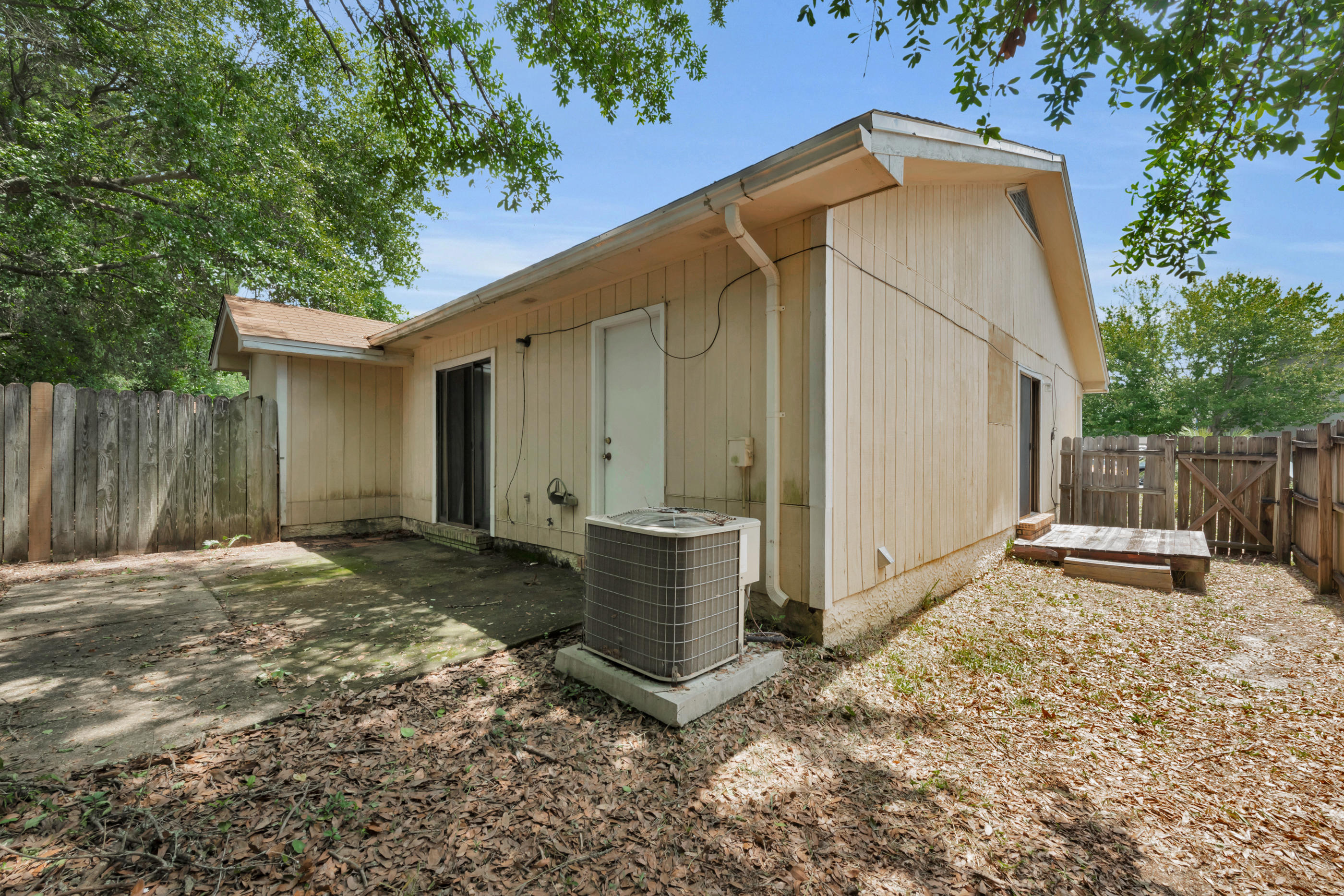 VIKING MANOR PH 1 - Residential