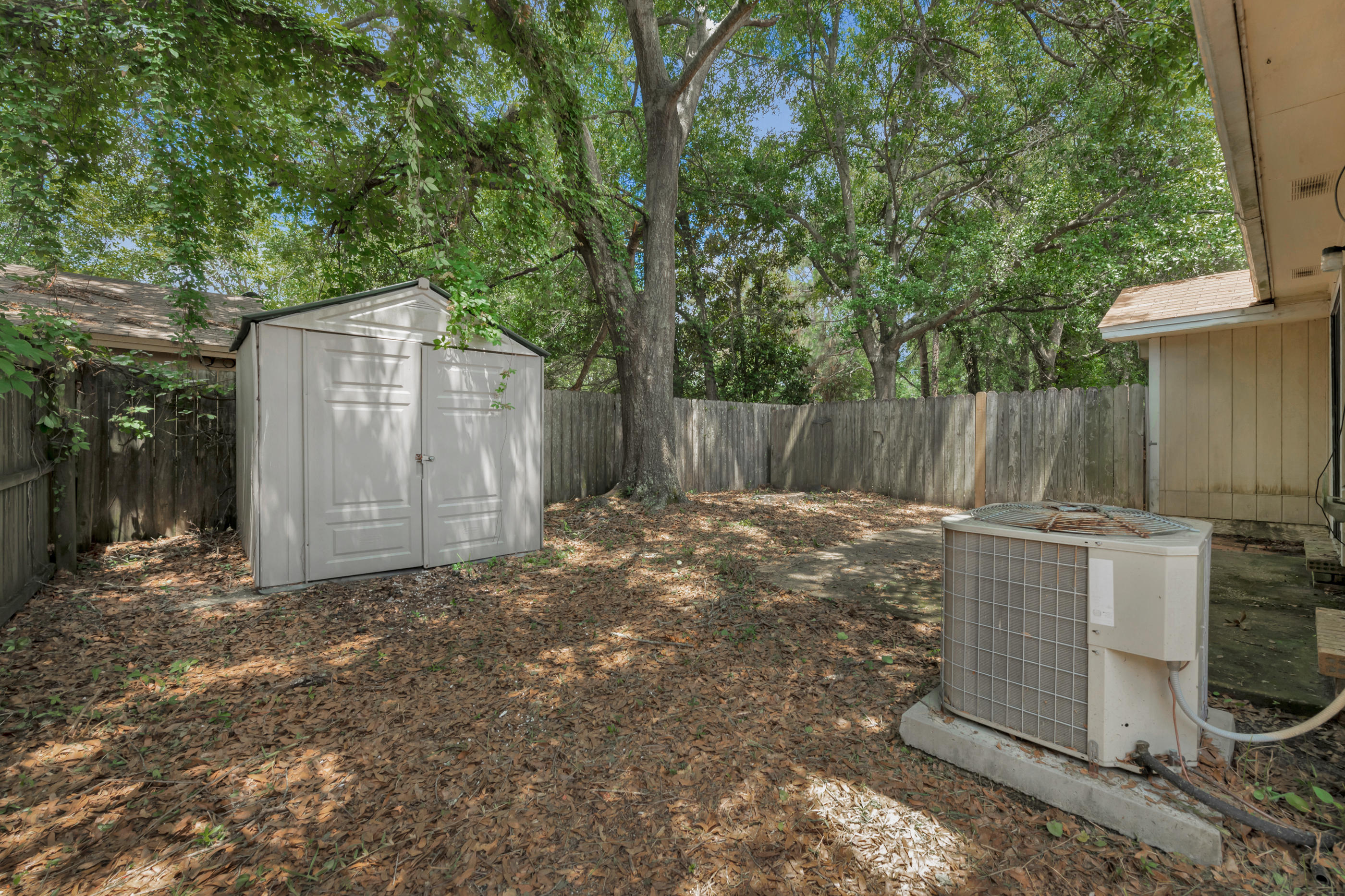 VIKING MANOR PH 1 - Residential