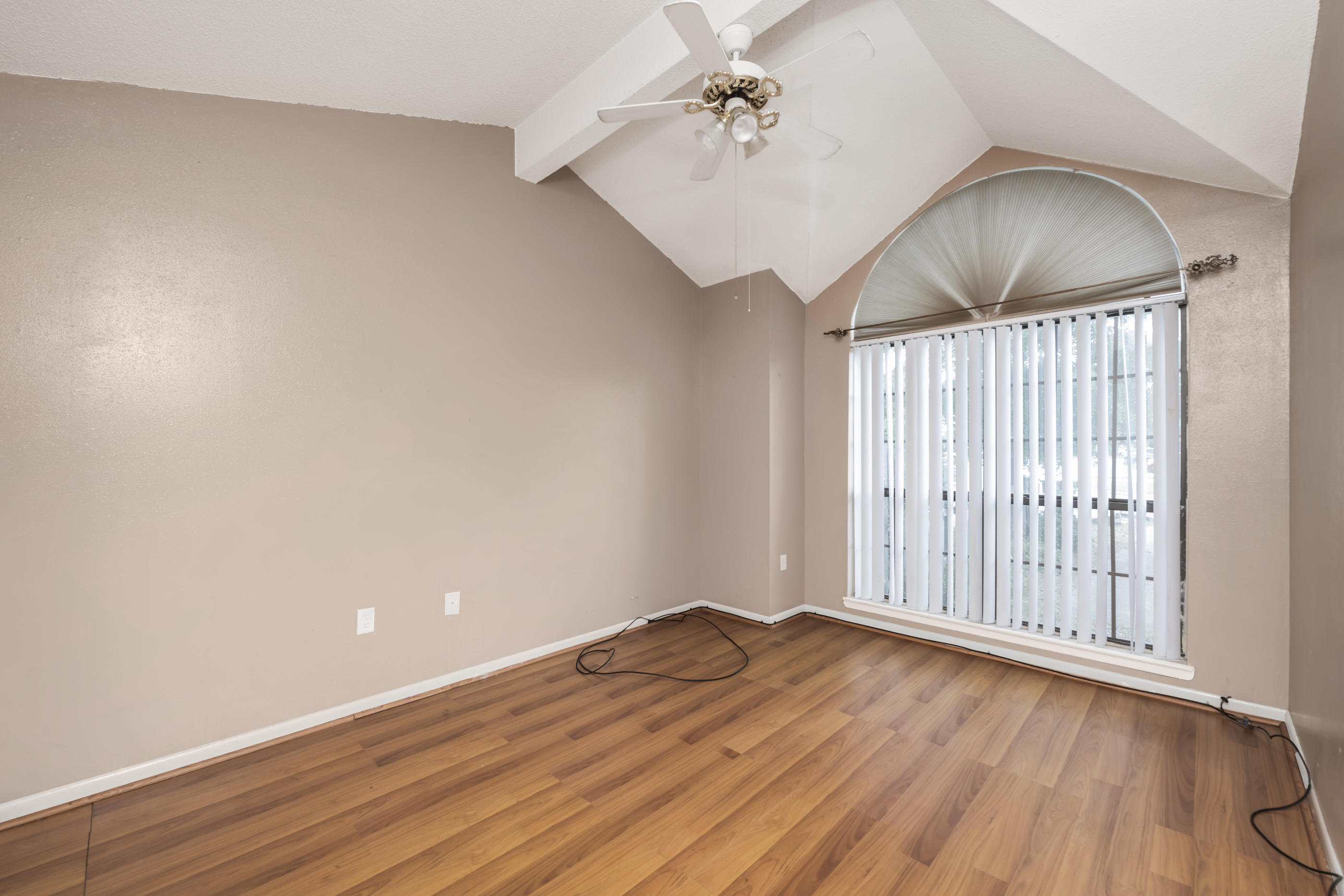 VIKING MANOR PH 1 - Residential