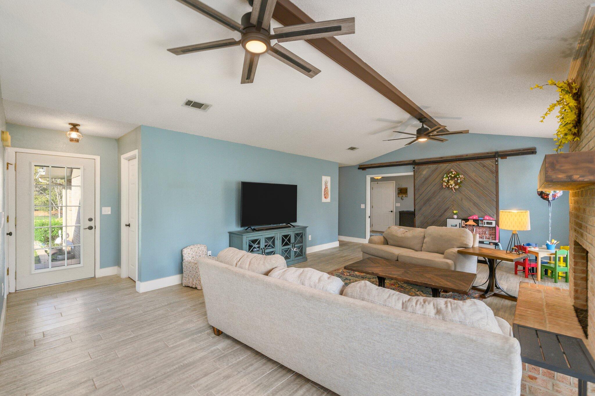 GRANDVIEW HEIGHTS - Residential