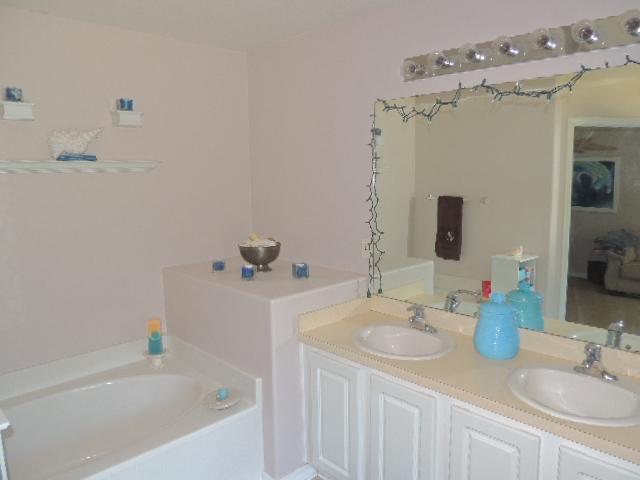 PALMETTO RIDGE - Residential