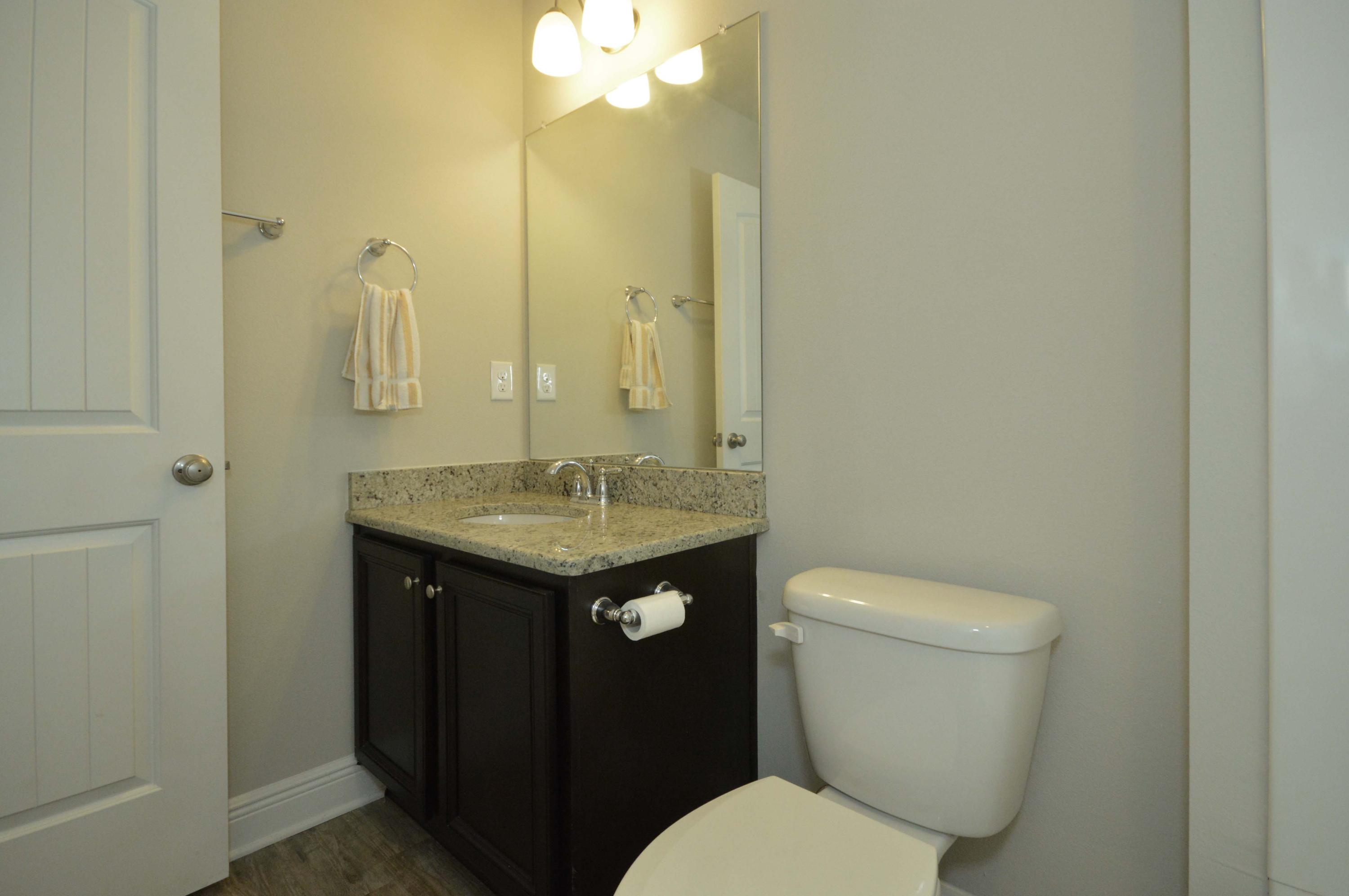 RESERVE POINTE - Residential