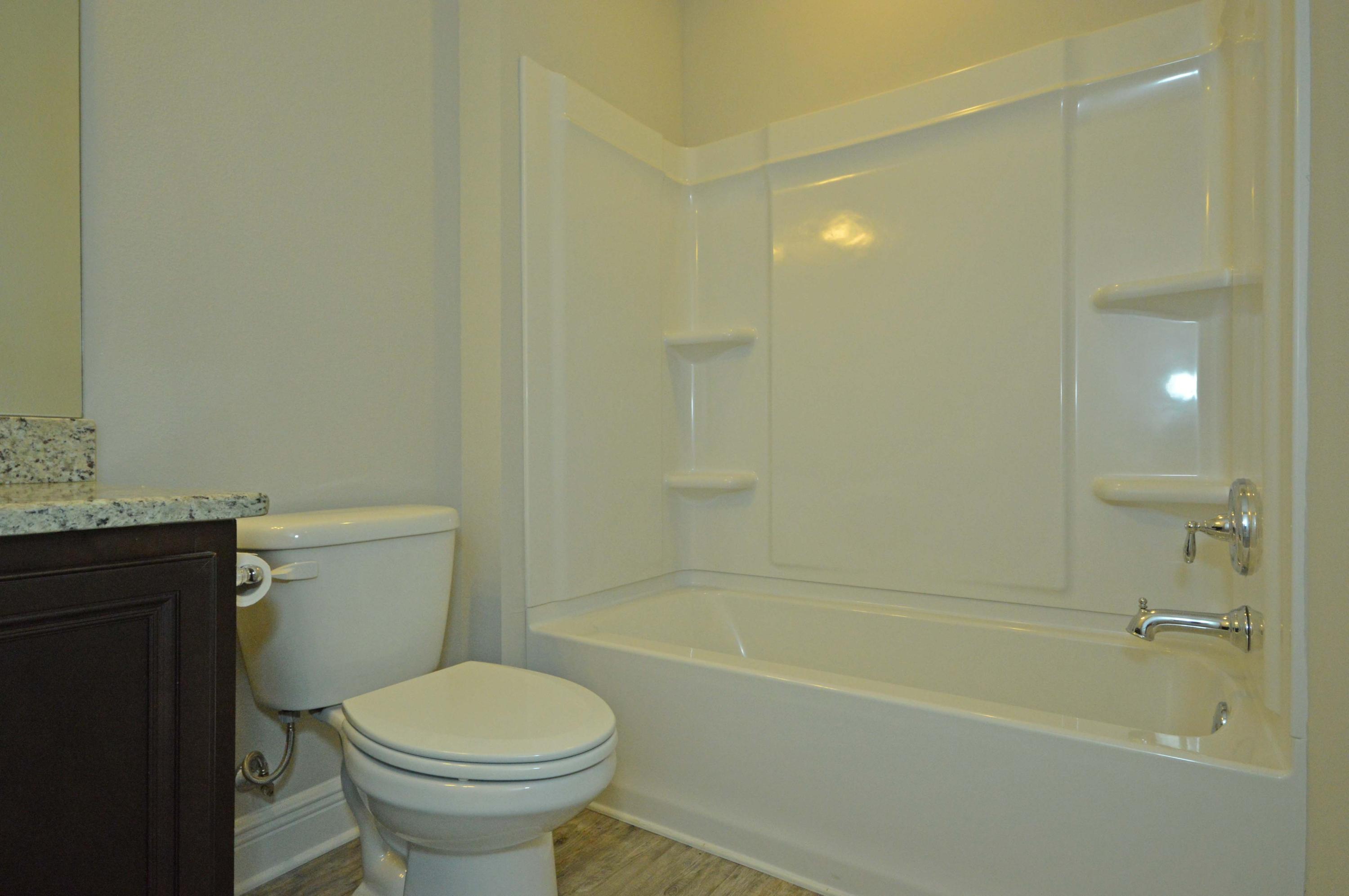 RESERVE POINTE - Residential