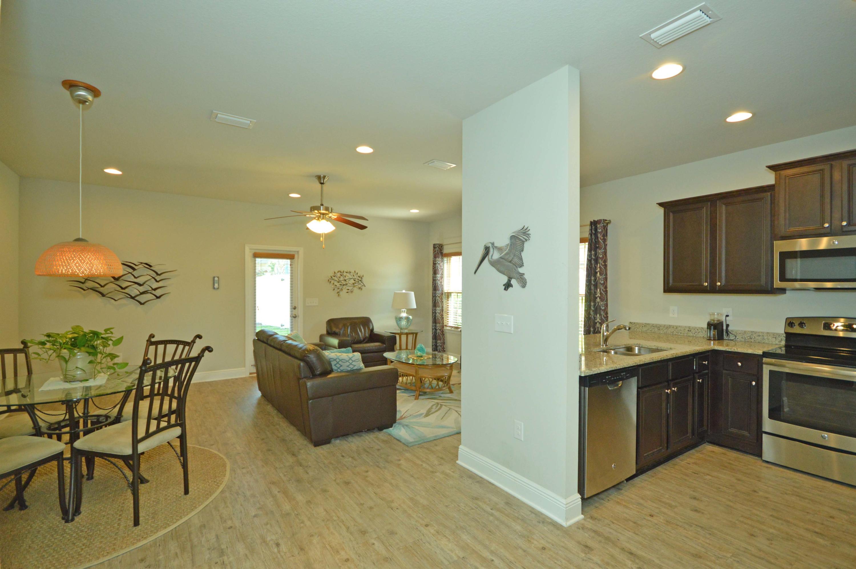 RESERVE POINTE - Residential