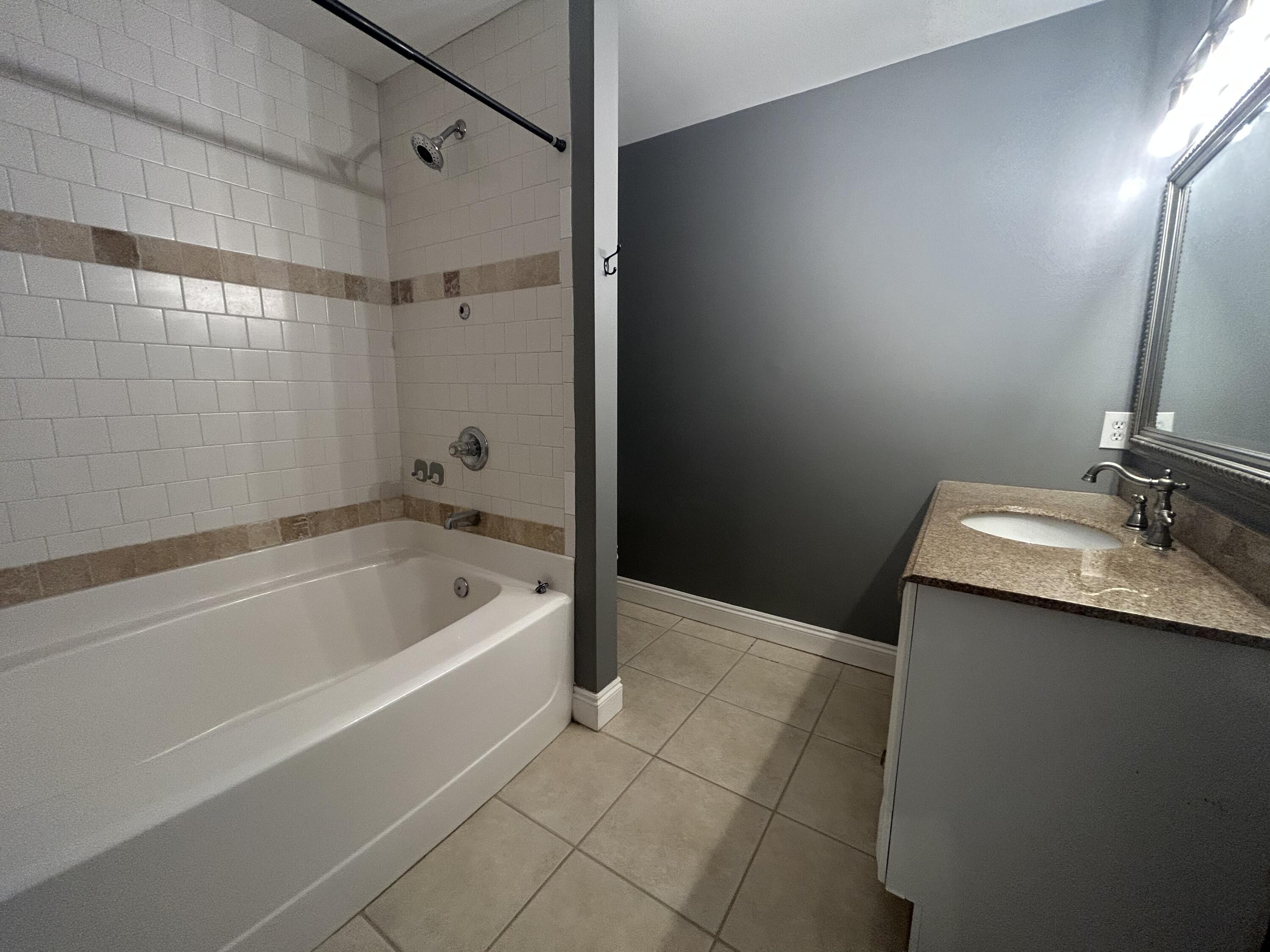 PARADISE UNREC - Residential Lease