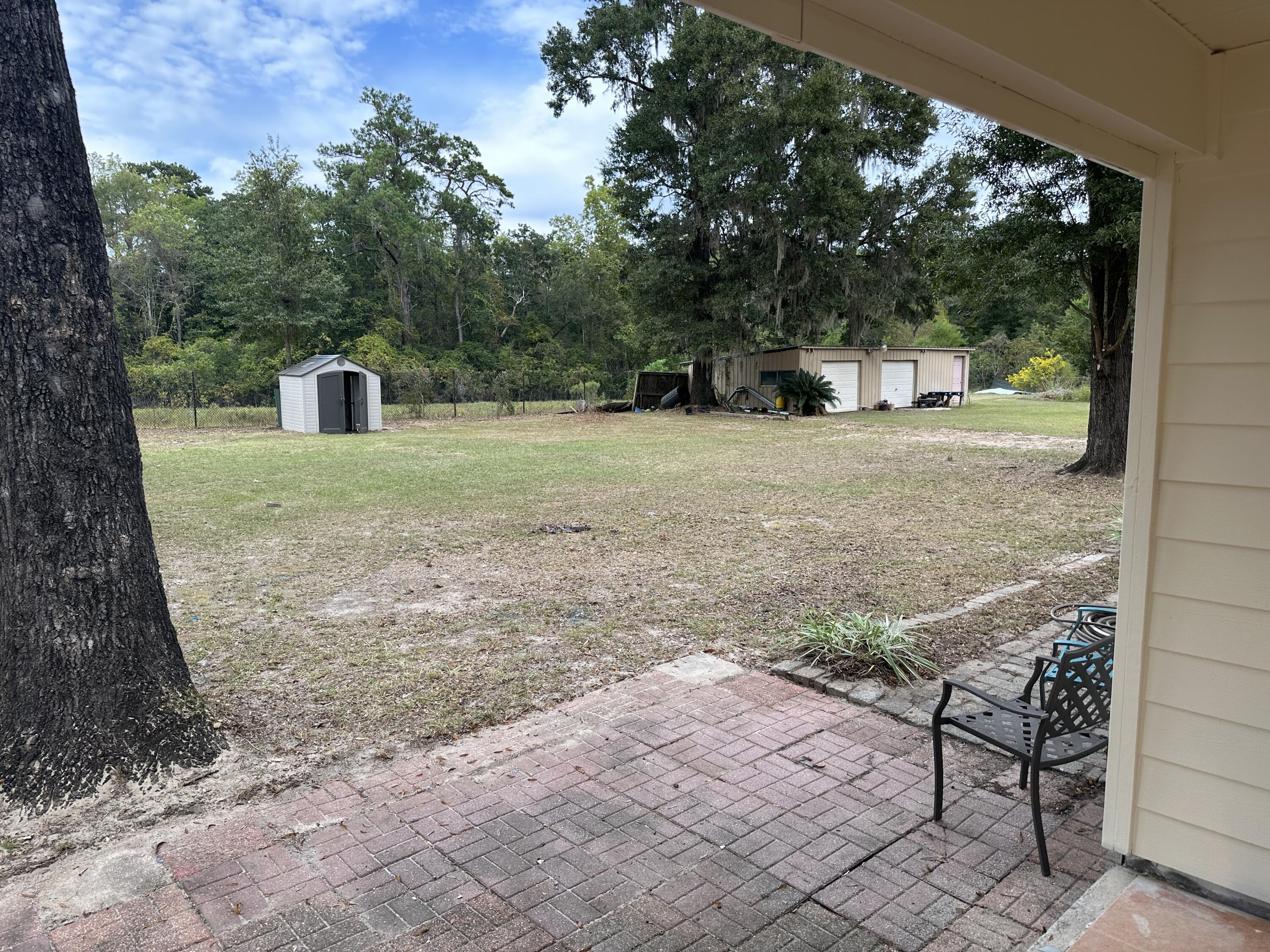 PARADISE UNREC - Residential Lease