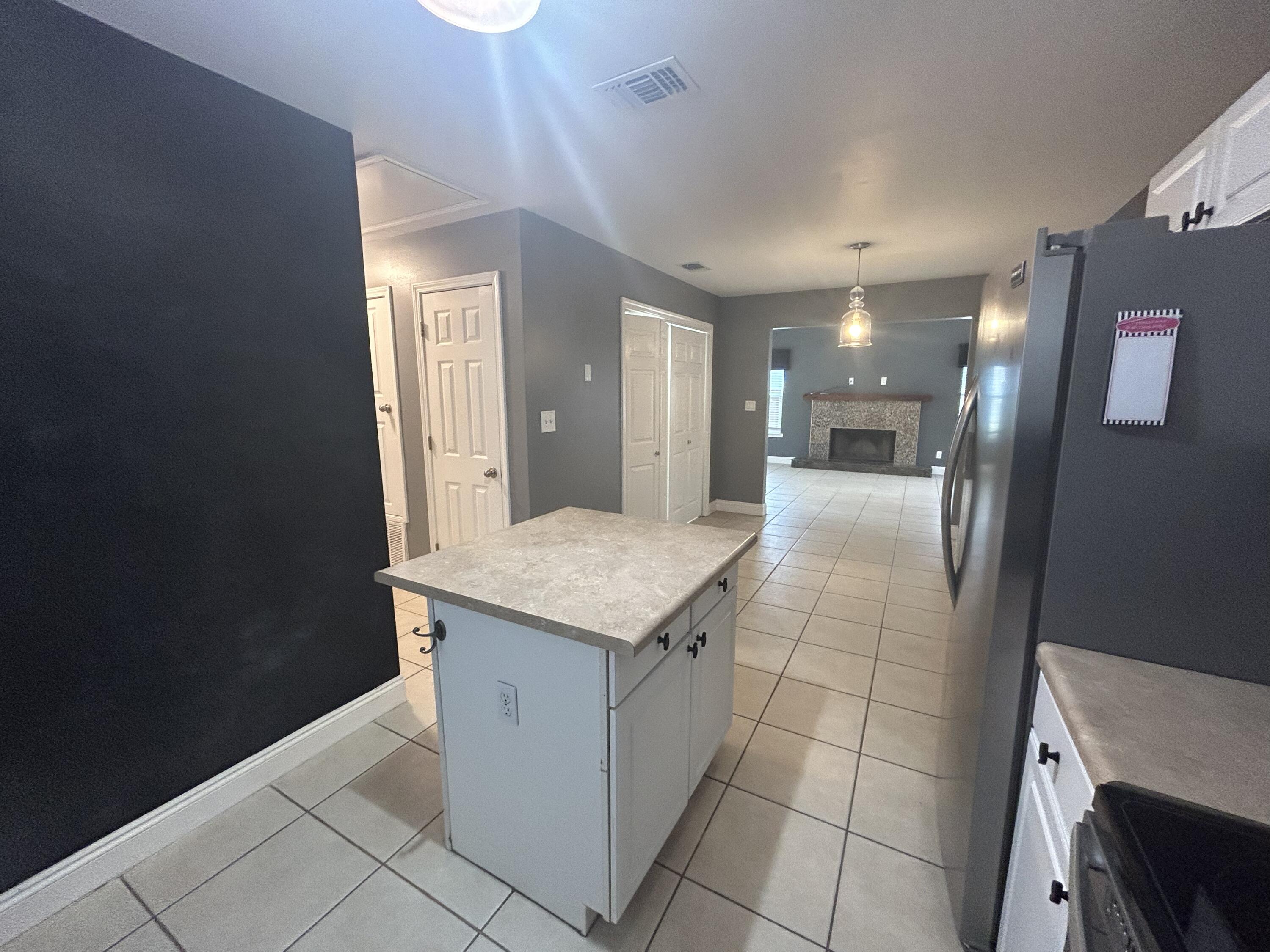PARADISE UNREC - Residential Lease