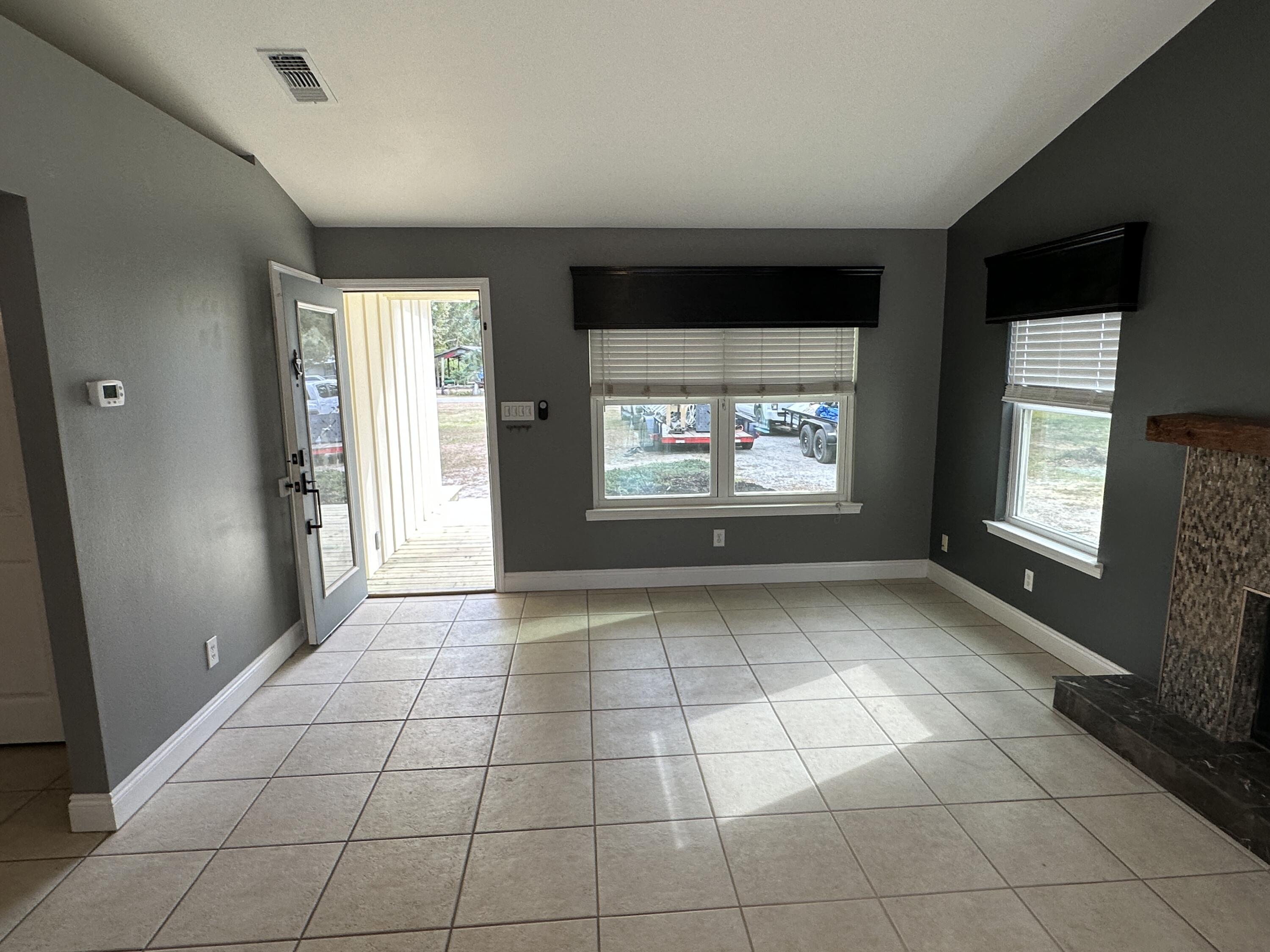 PARADISE UNREC - Residential Lease