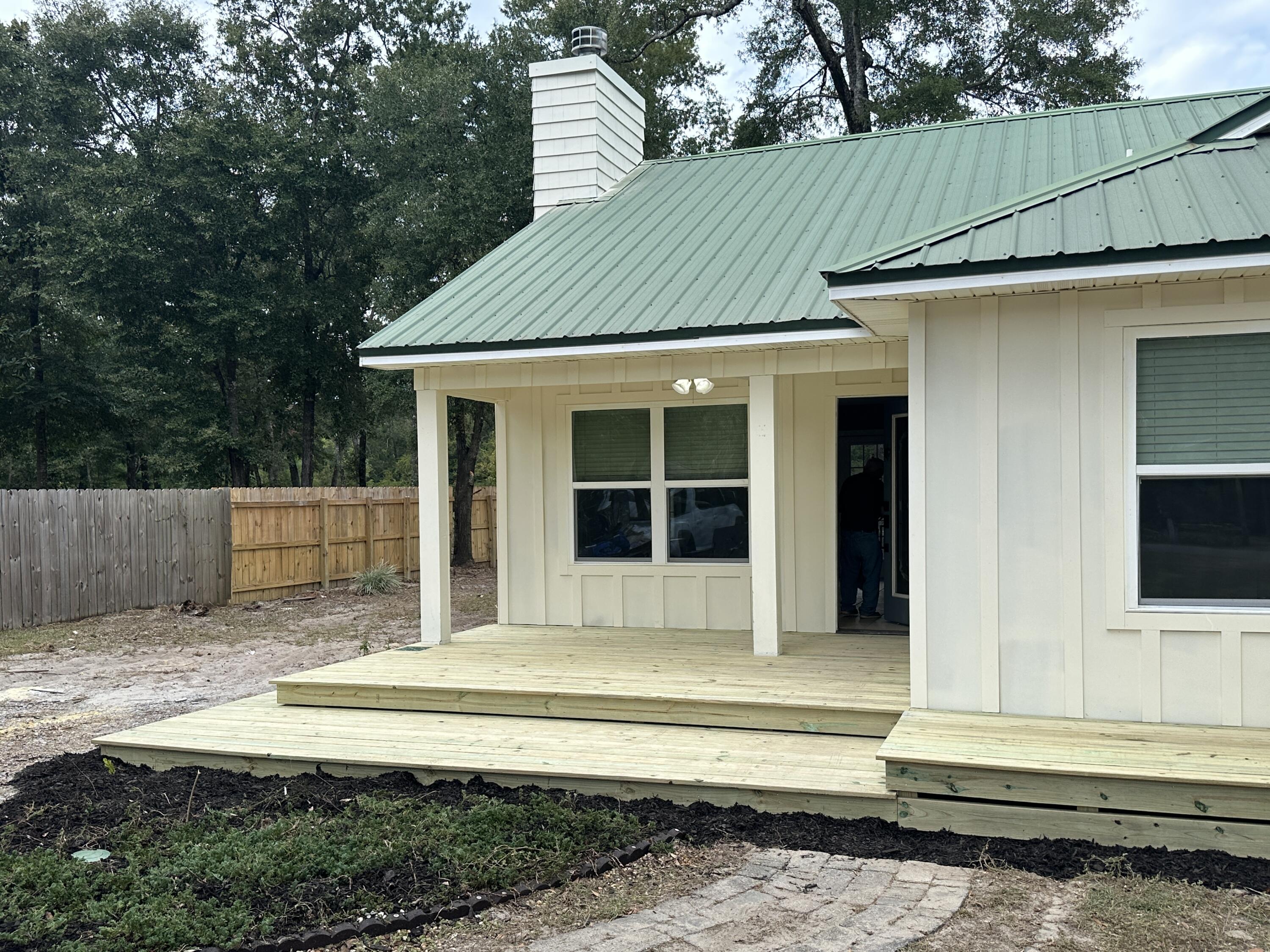 PARADISE UNREC - Residential Lease