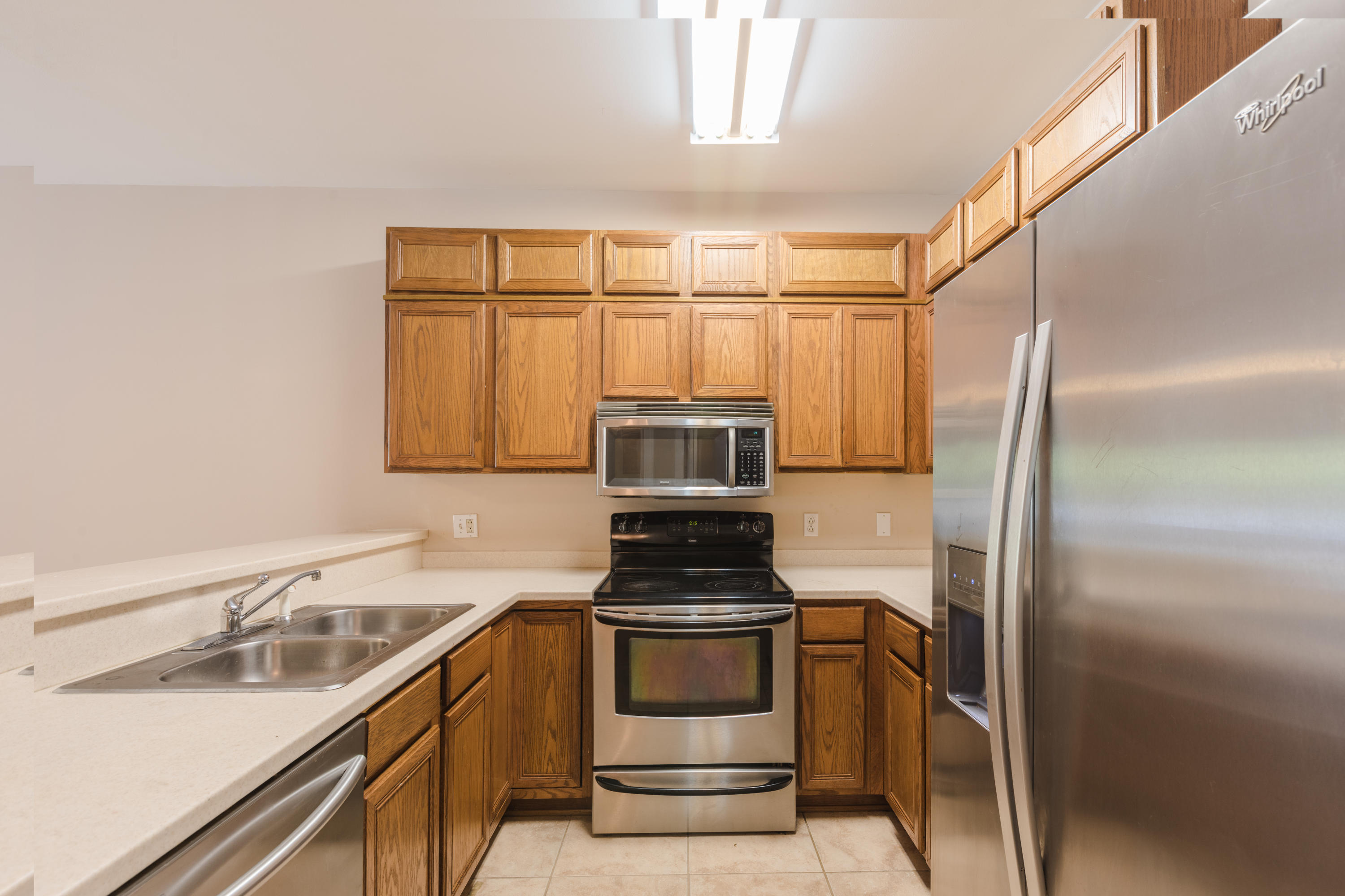 SANDAL BEACH TOWNHOMES - Residential