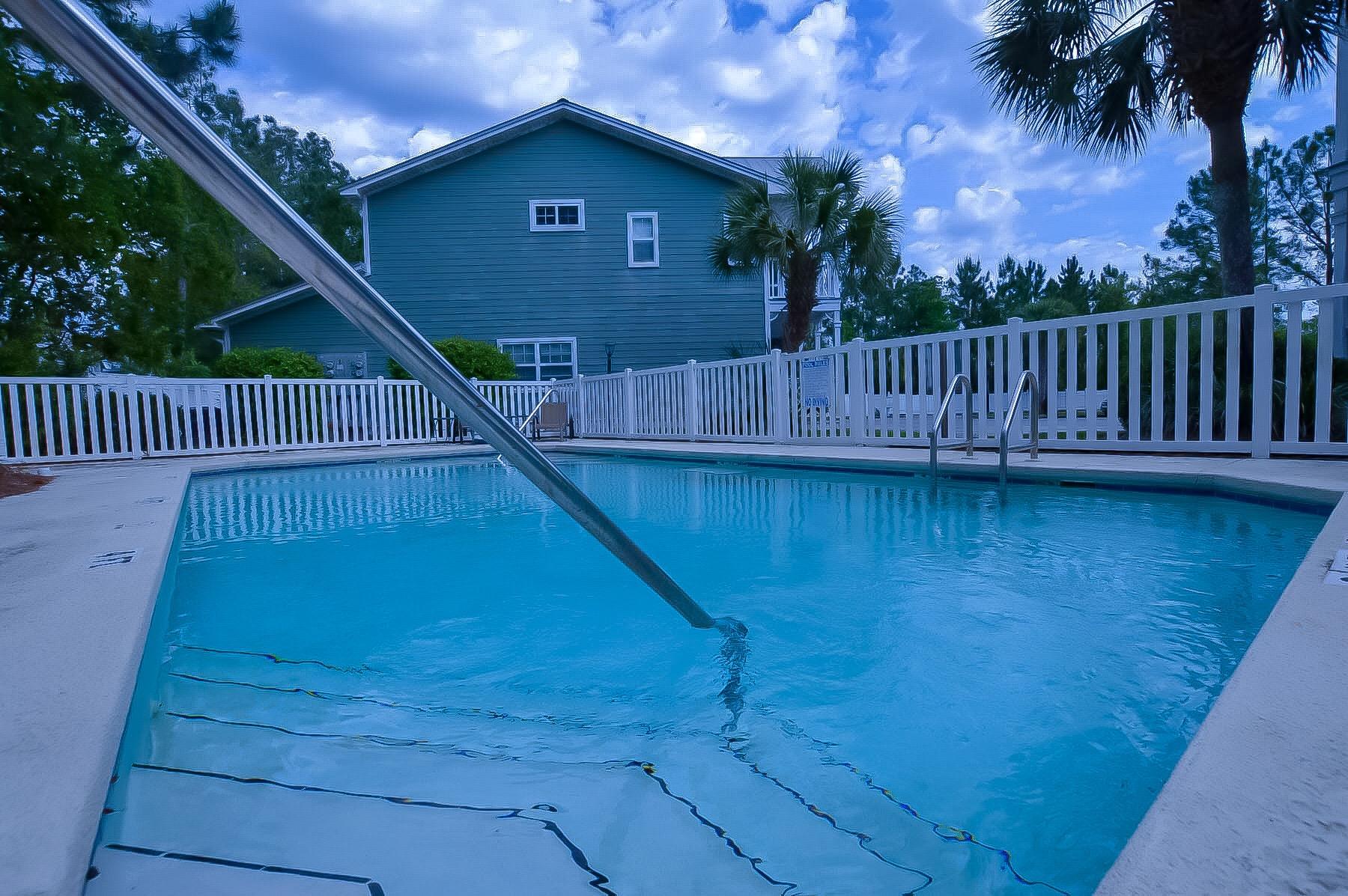 SANDAL BEACH TOWNHOMES - Residential