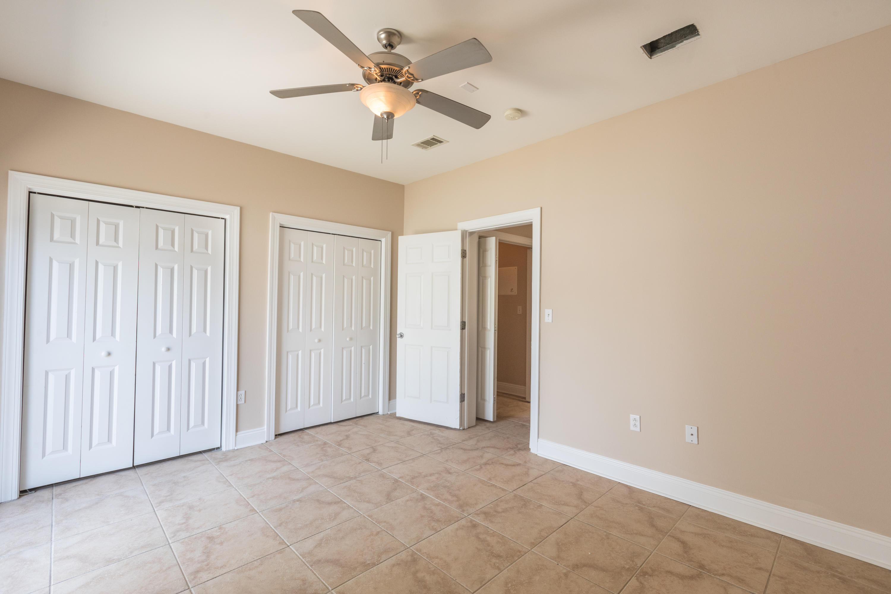 SANDAL BEACH TOWNHOMES - Residential