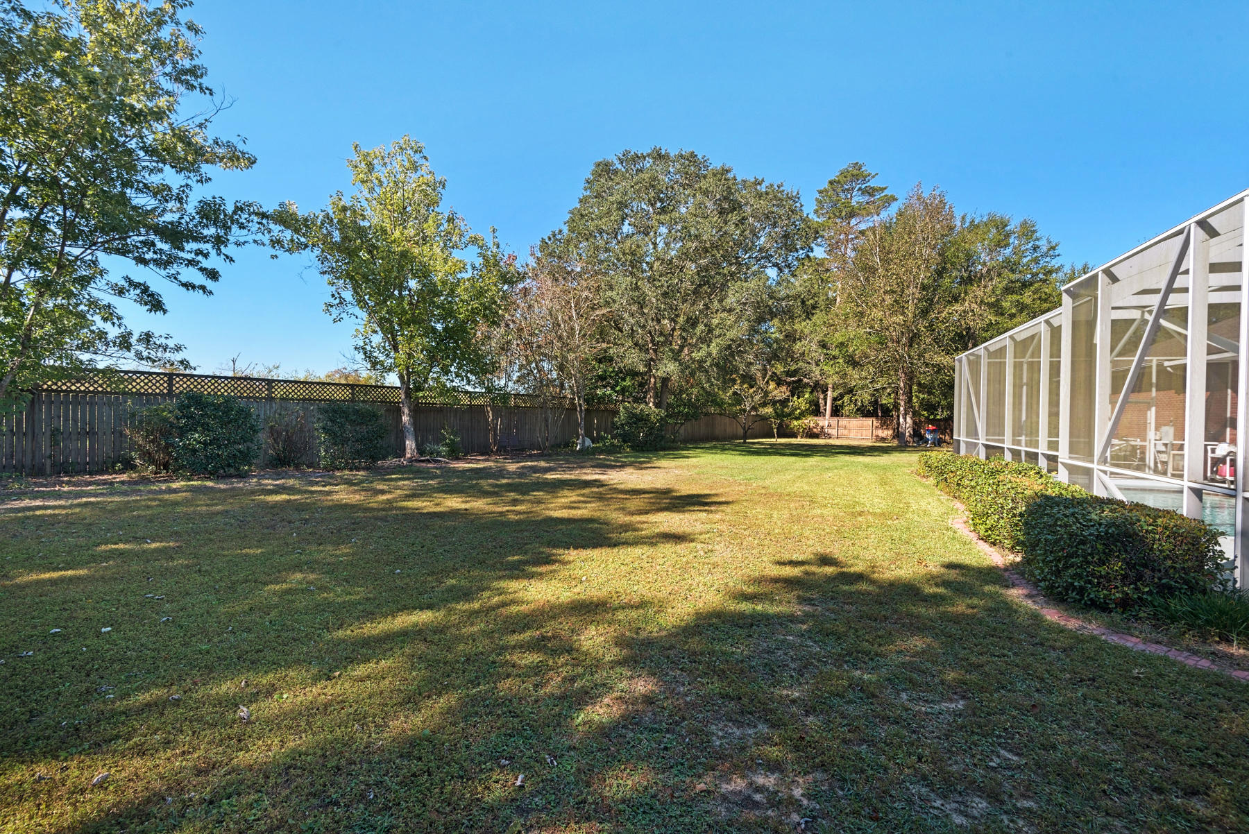 ROCKY BAYOU ESTATES 12B - Residential