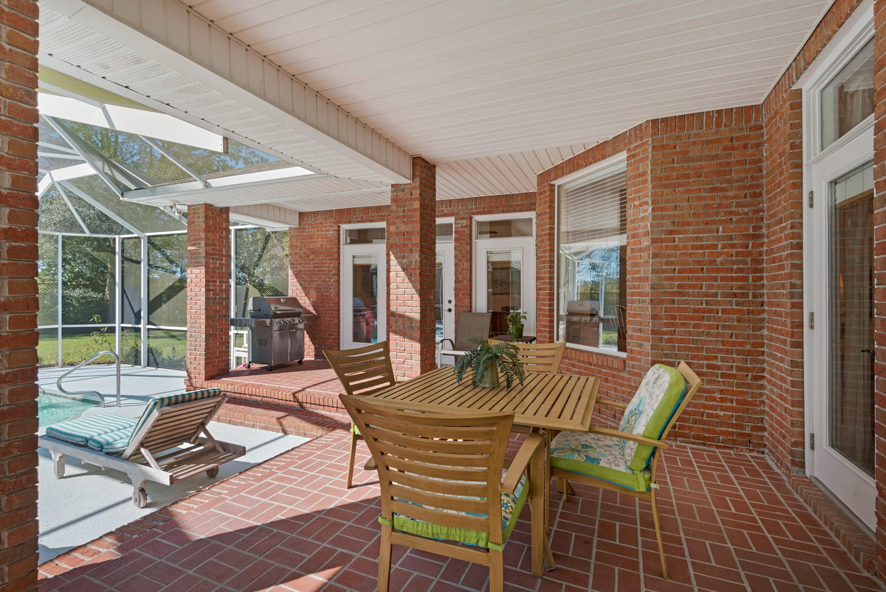 ROCKY BAYOU ESTATES 12B - Residential